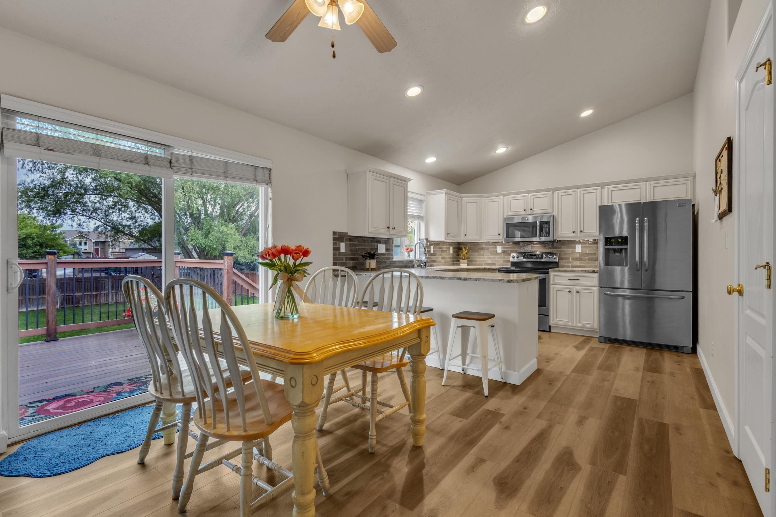 8716 N J Ct - Photo 9