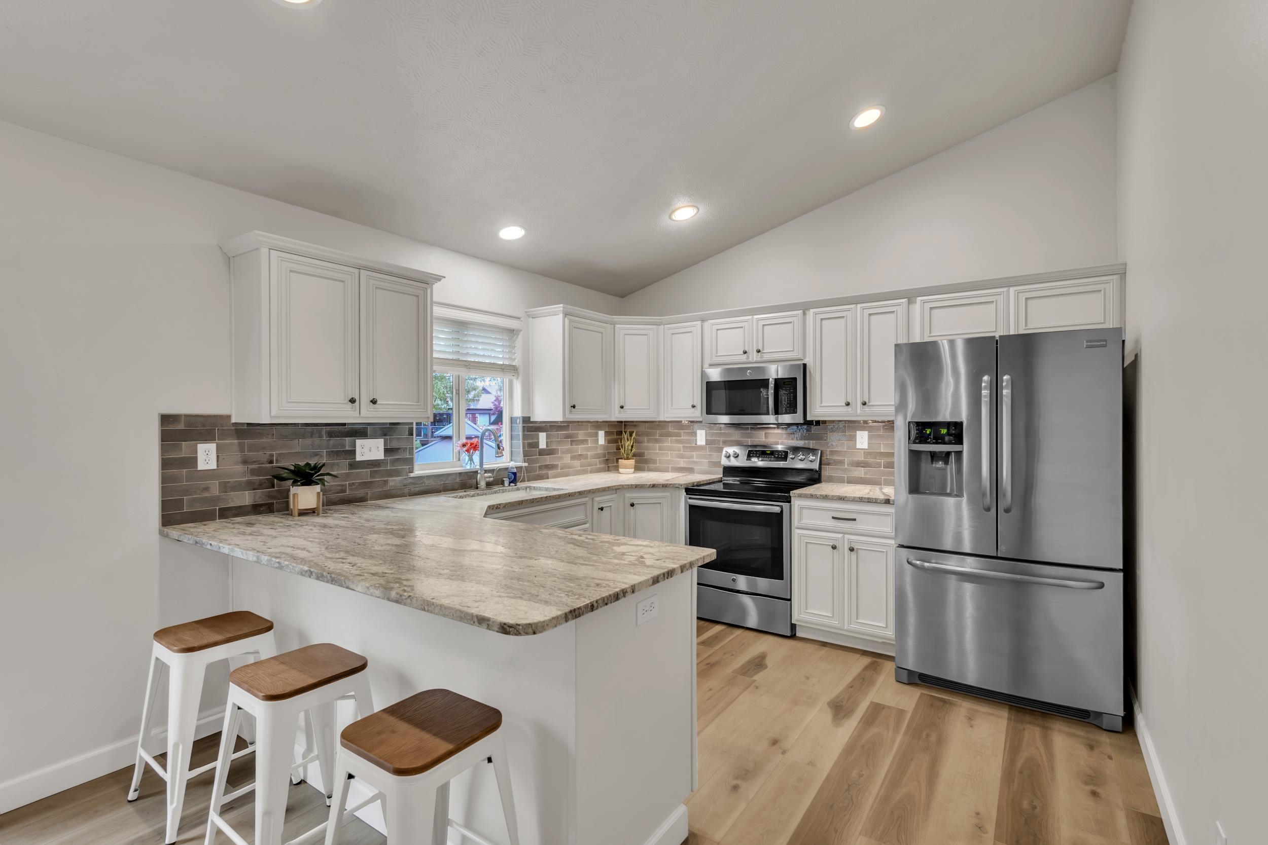 8716 N J Ct - Photo 11