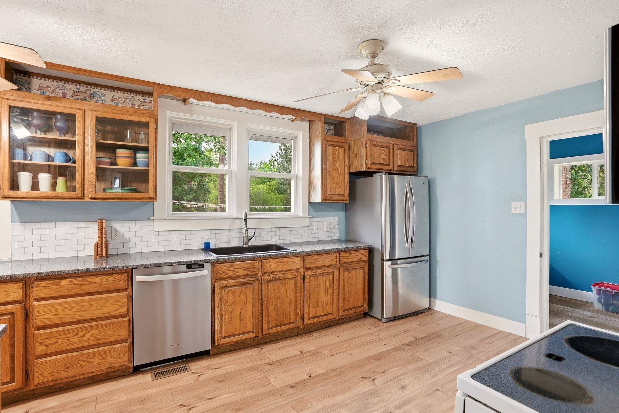 23415 E Trent Ave - Photo 10