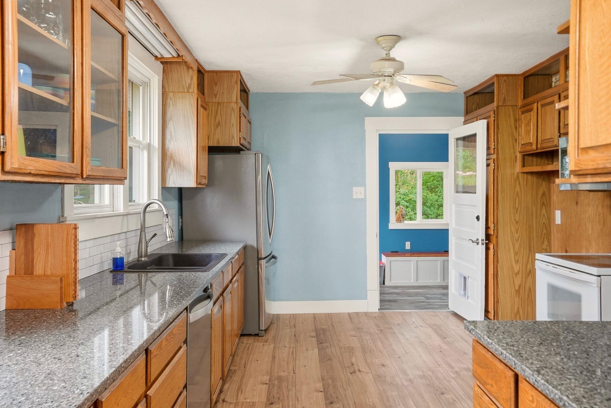 23415 E Trent Ave - Photo 11