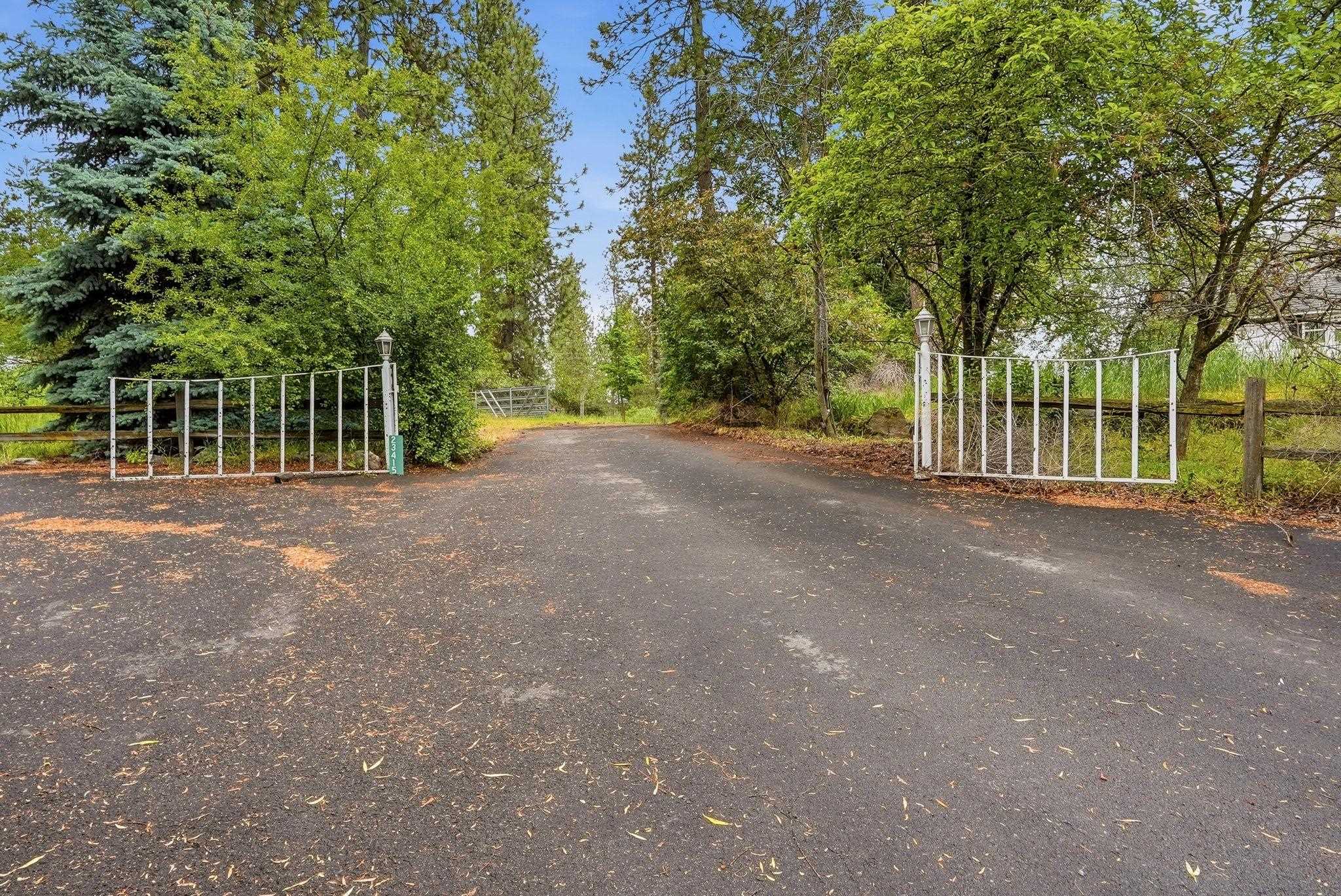 23415 E Trent Ave - Photo 36