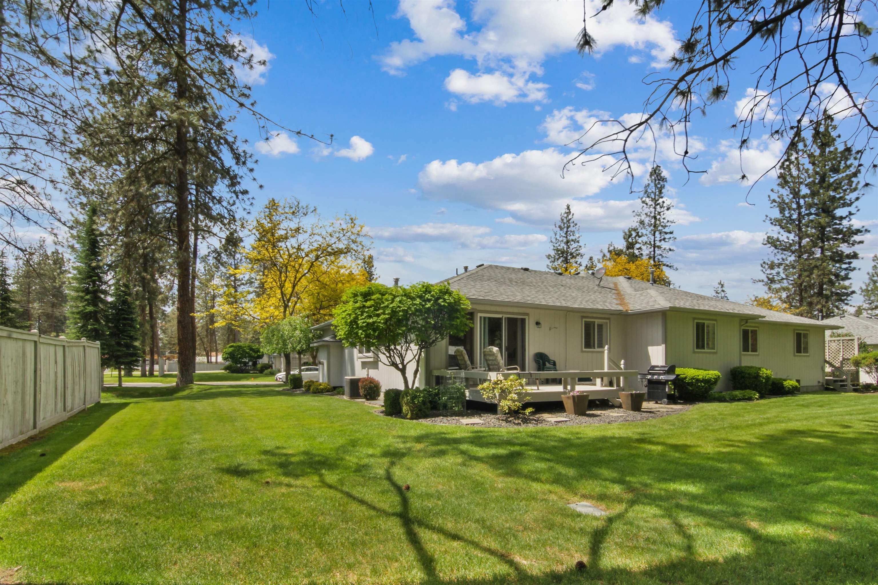 8402 N Pine Meadows Ln - Photo 21