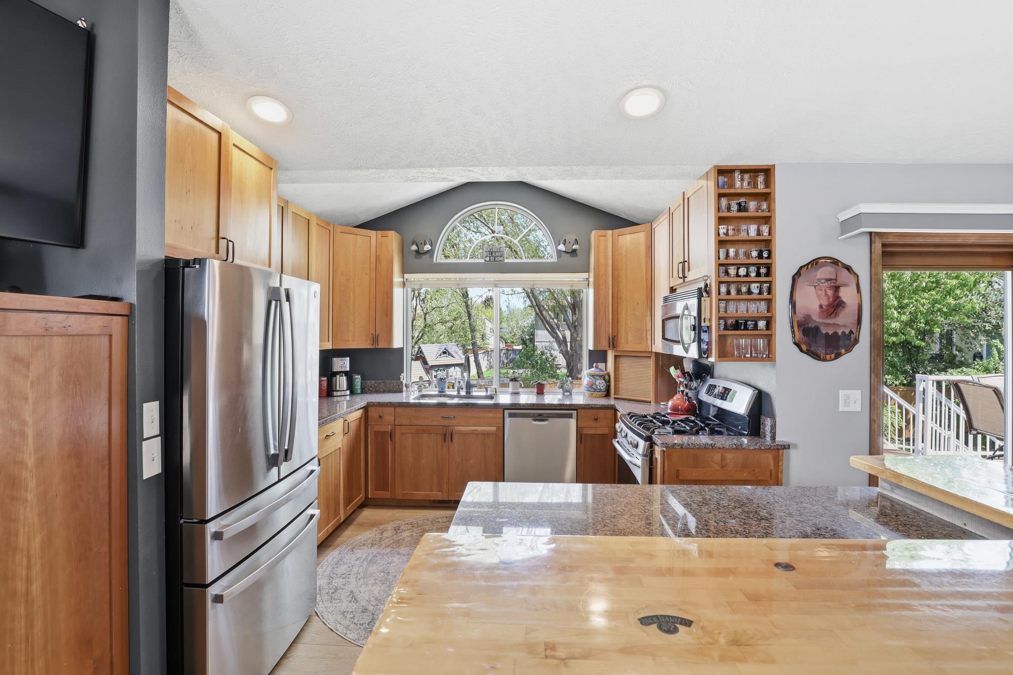 1020 N Drury Ct - Photo 7