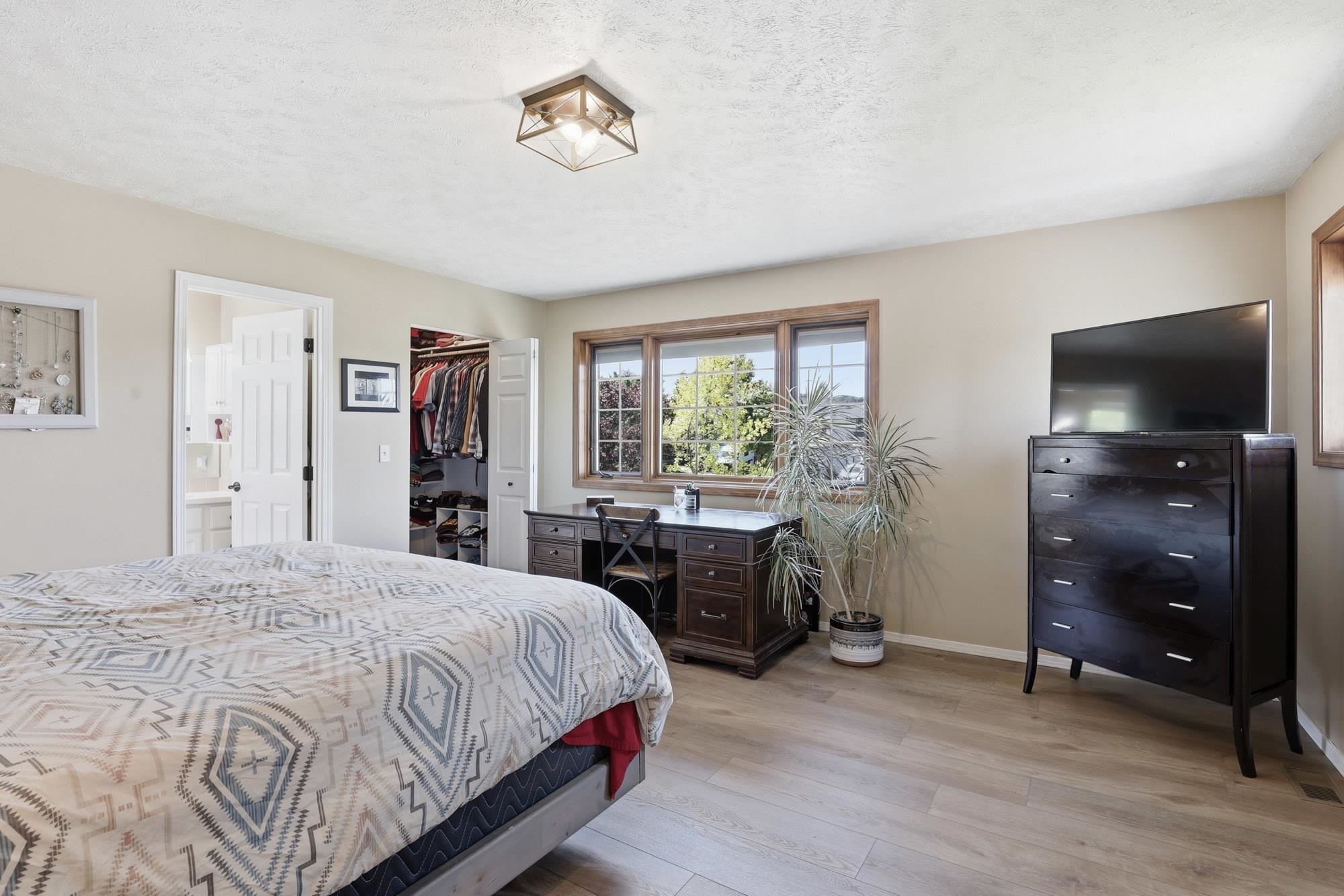 1020 N Drury Ct - Photo 11
