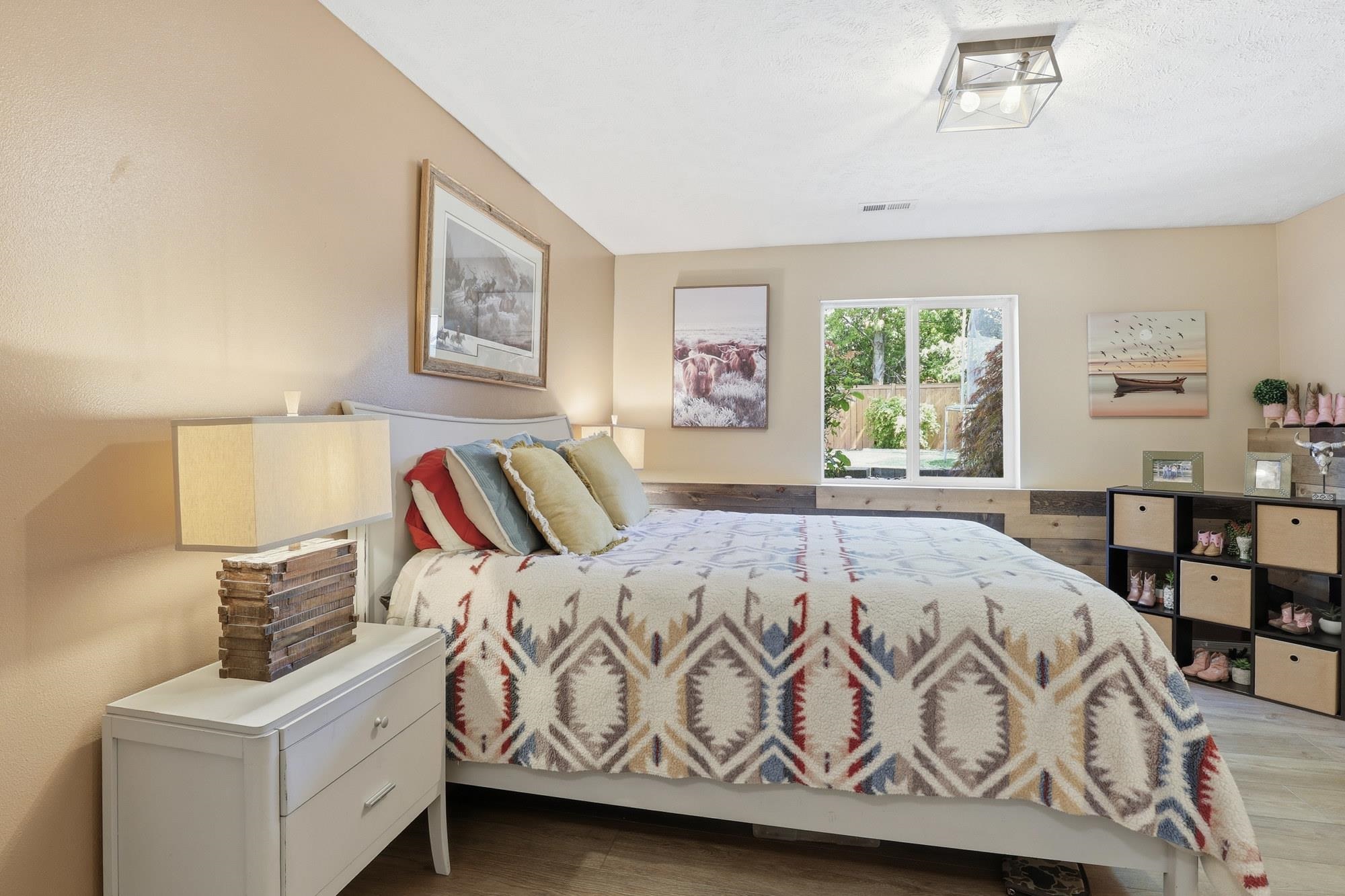1020 N Drury Ct - Photo 24