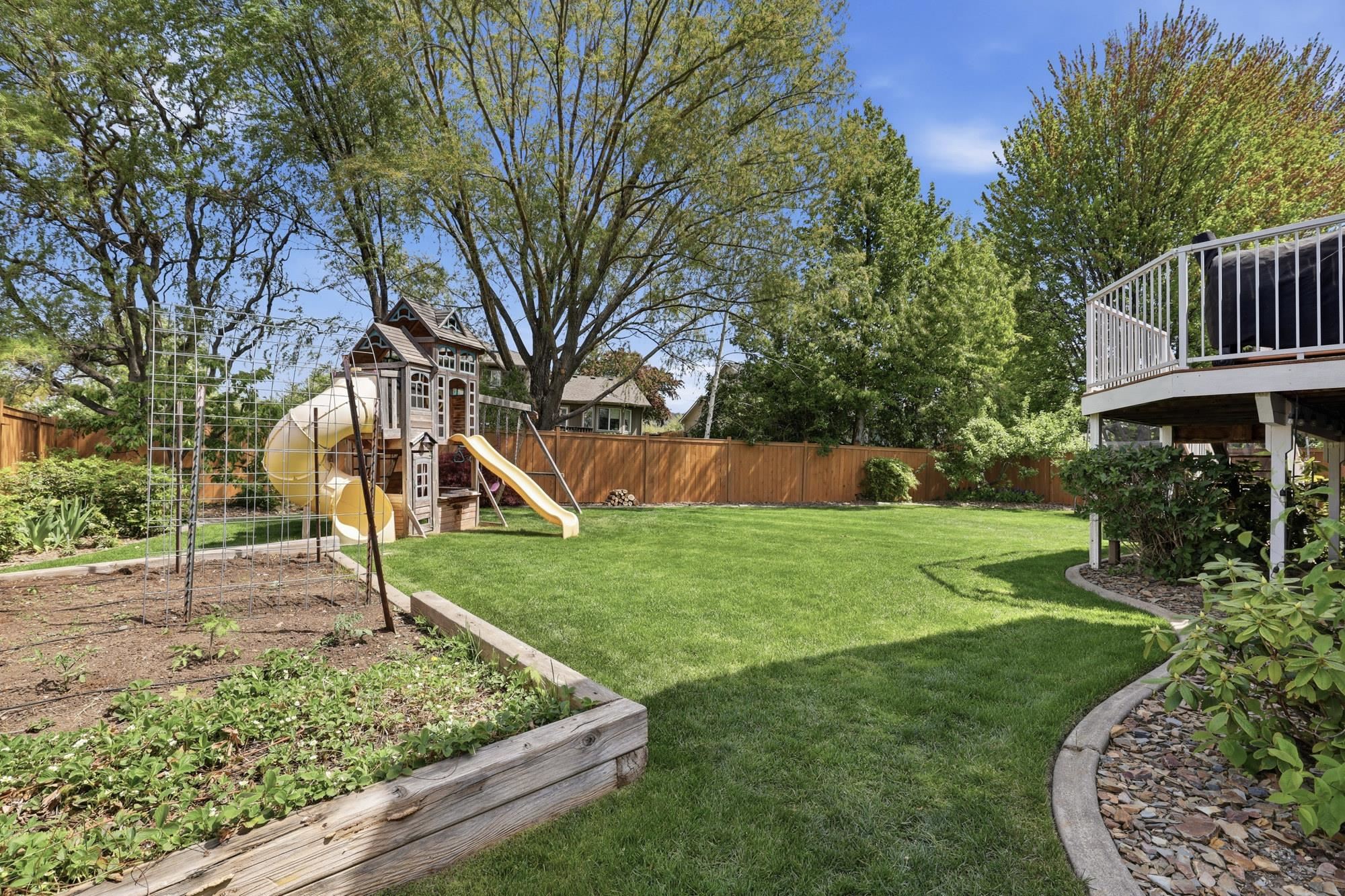 1020 N Drury Ct - Photo 33