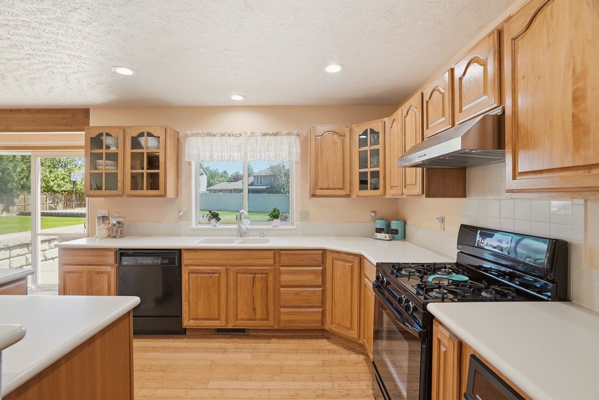 2203 S Steen Rd - Photo 11