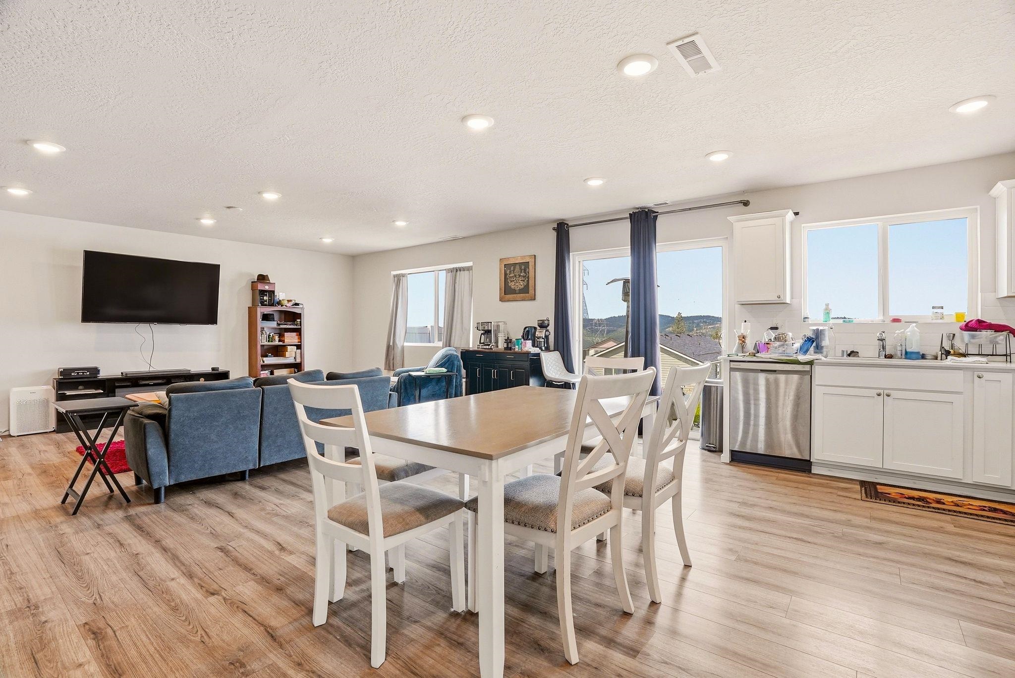 4464 W Bedford Ave - Photo 6