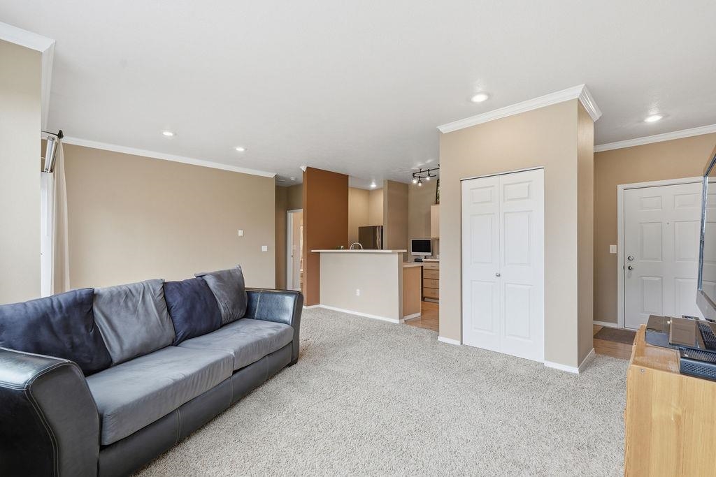 22855 E Country Vista Dr - Photo 9