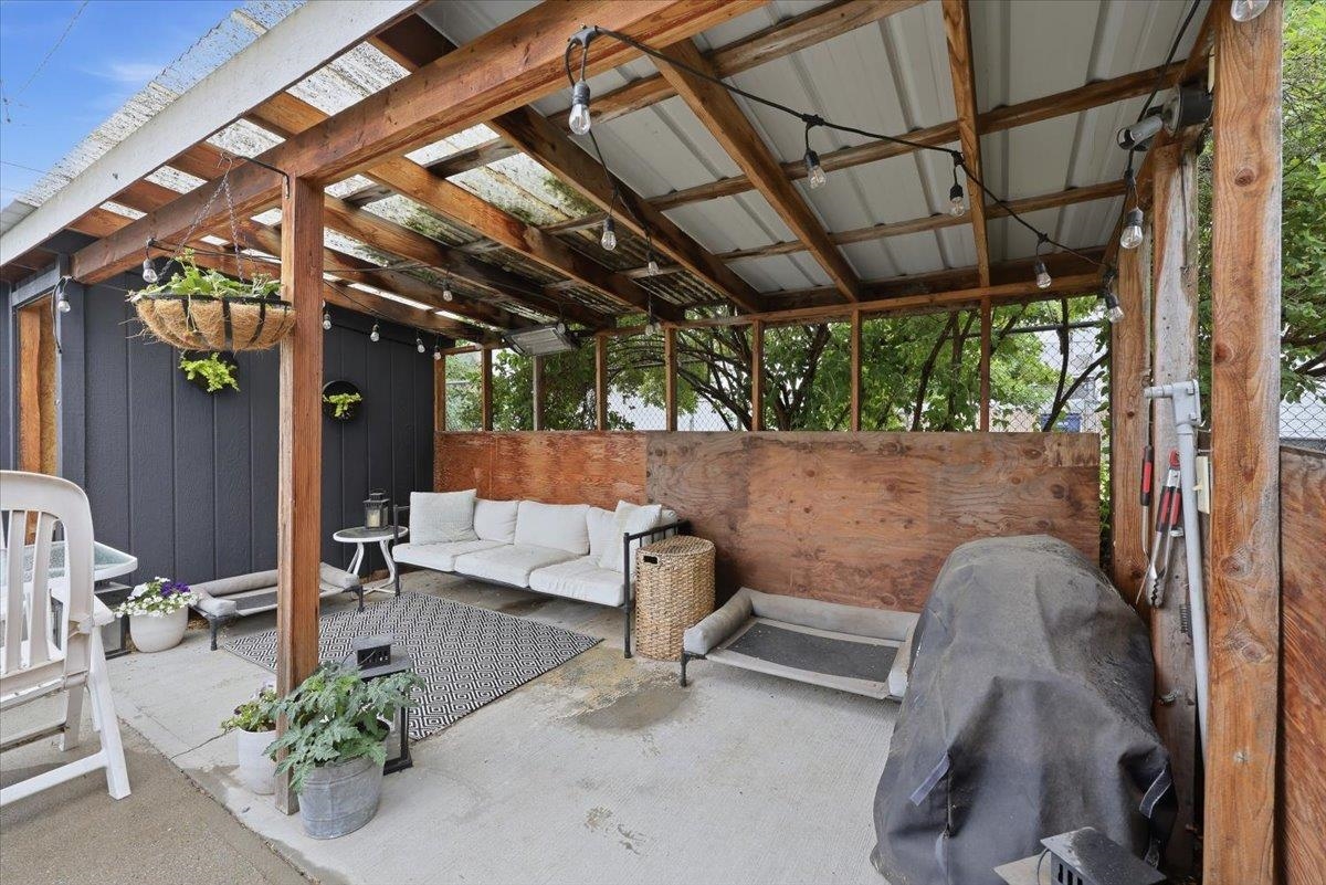 1818 E Rockwell Ave - Photo 23