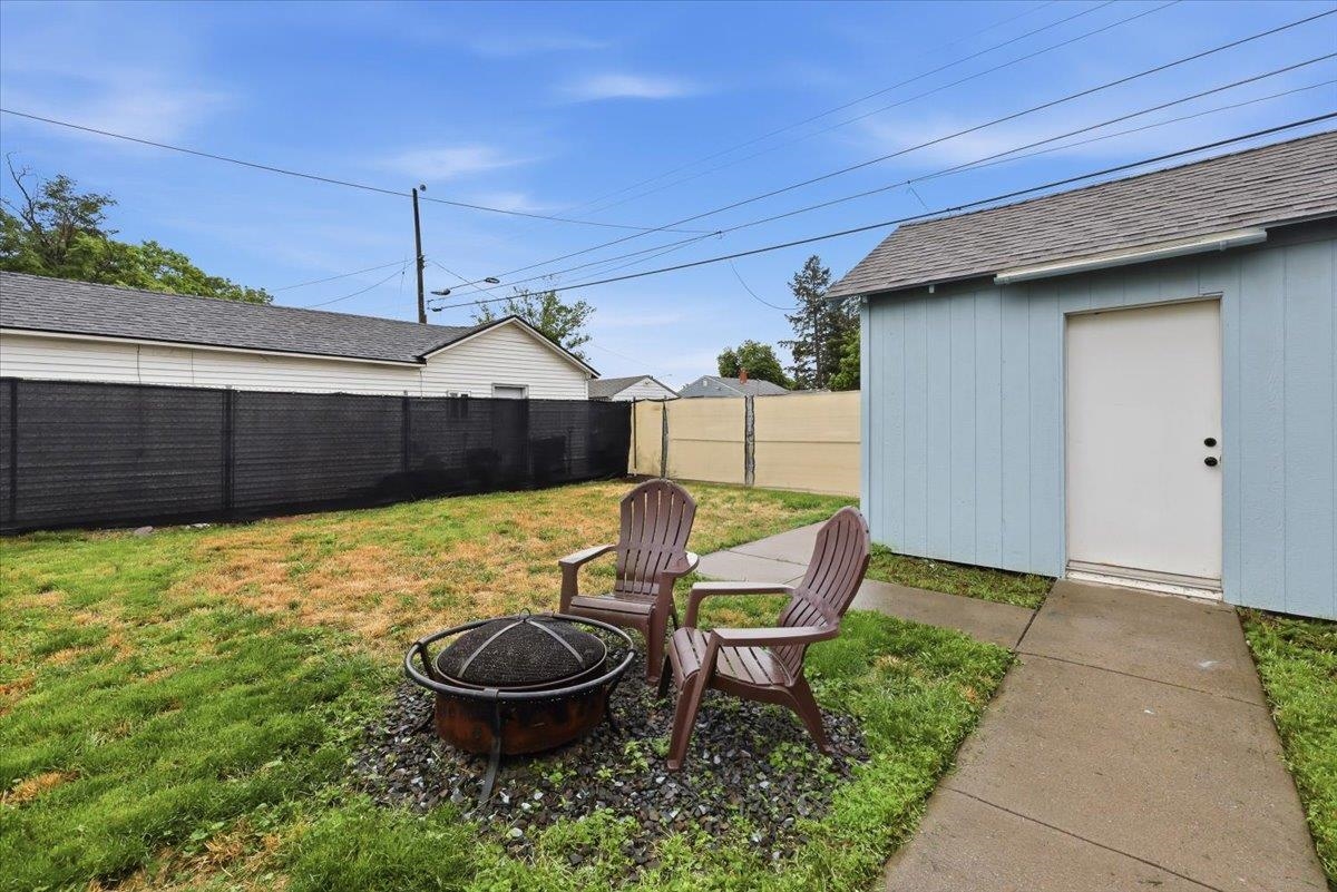 1818 E Rockwell Ave - Photo 28