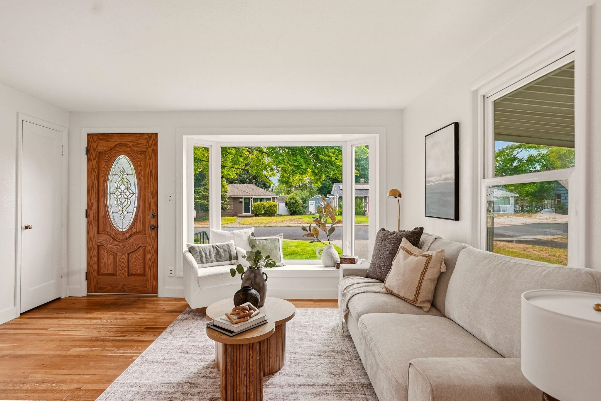 5604 N Elm St - Photo 4