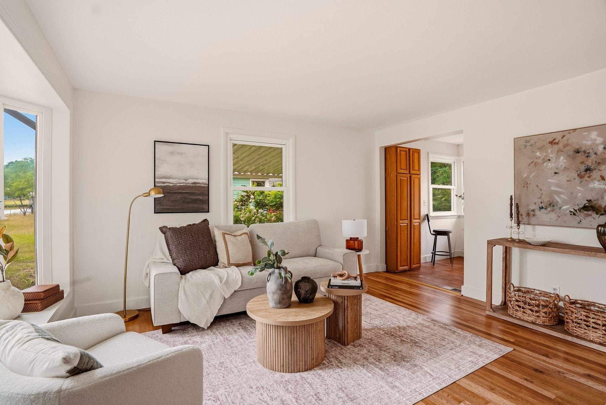 5604 N Elm St - Photo 6