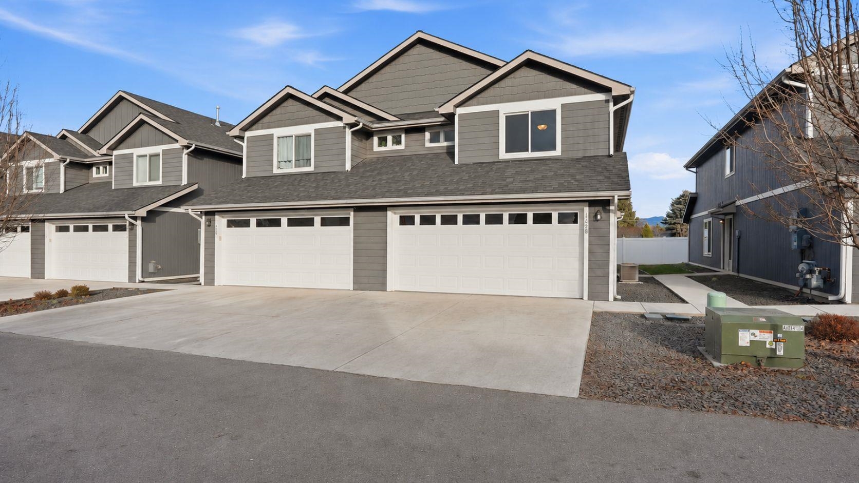 1428 N Michigan Ln - Photo 3