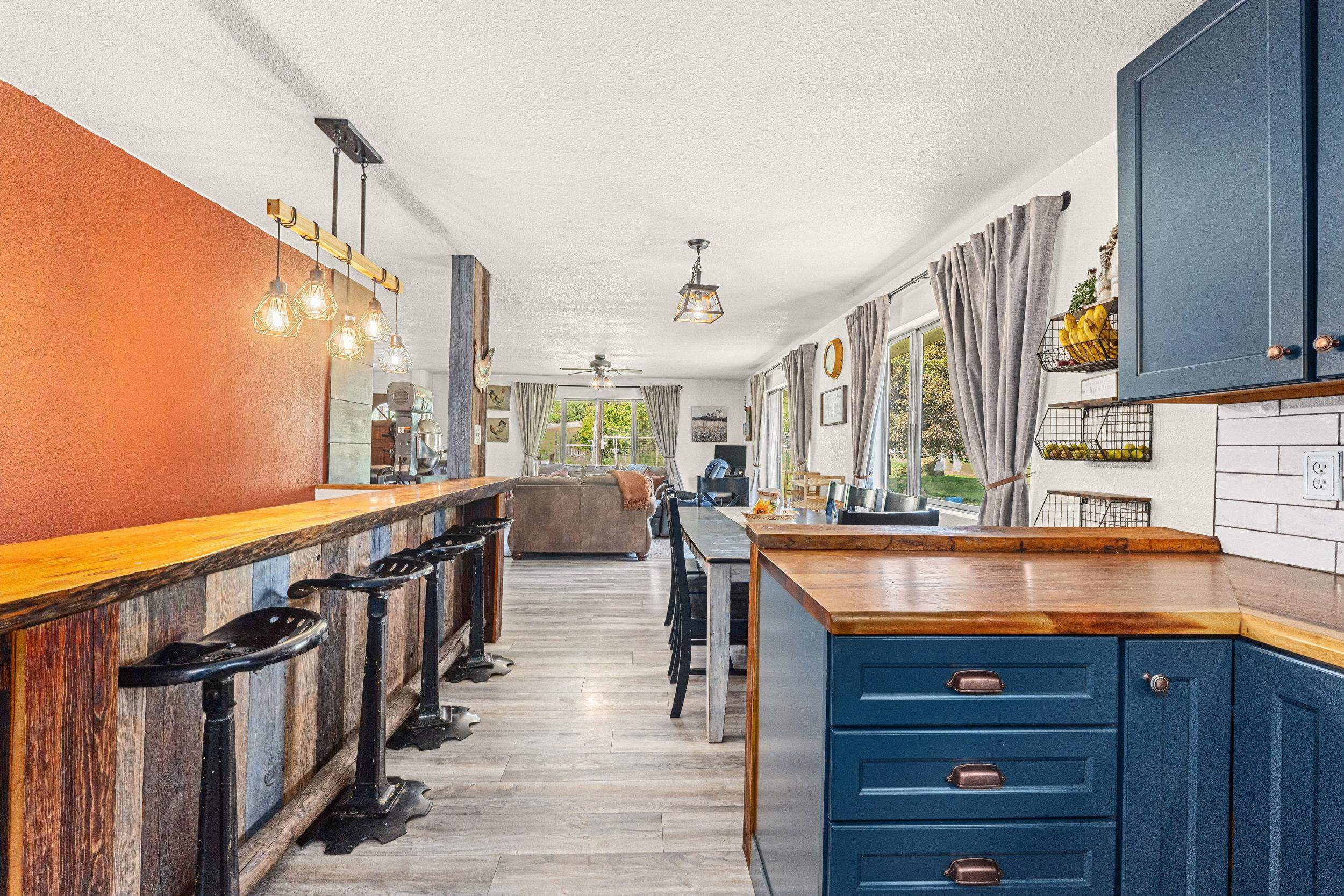 3296 Silver Creek Rd - Photo 17