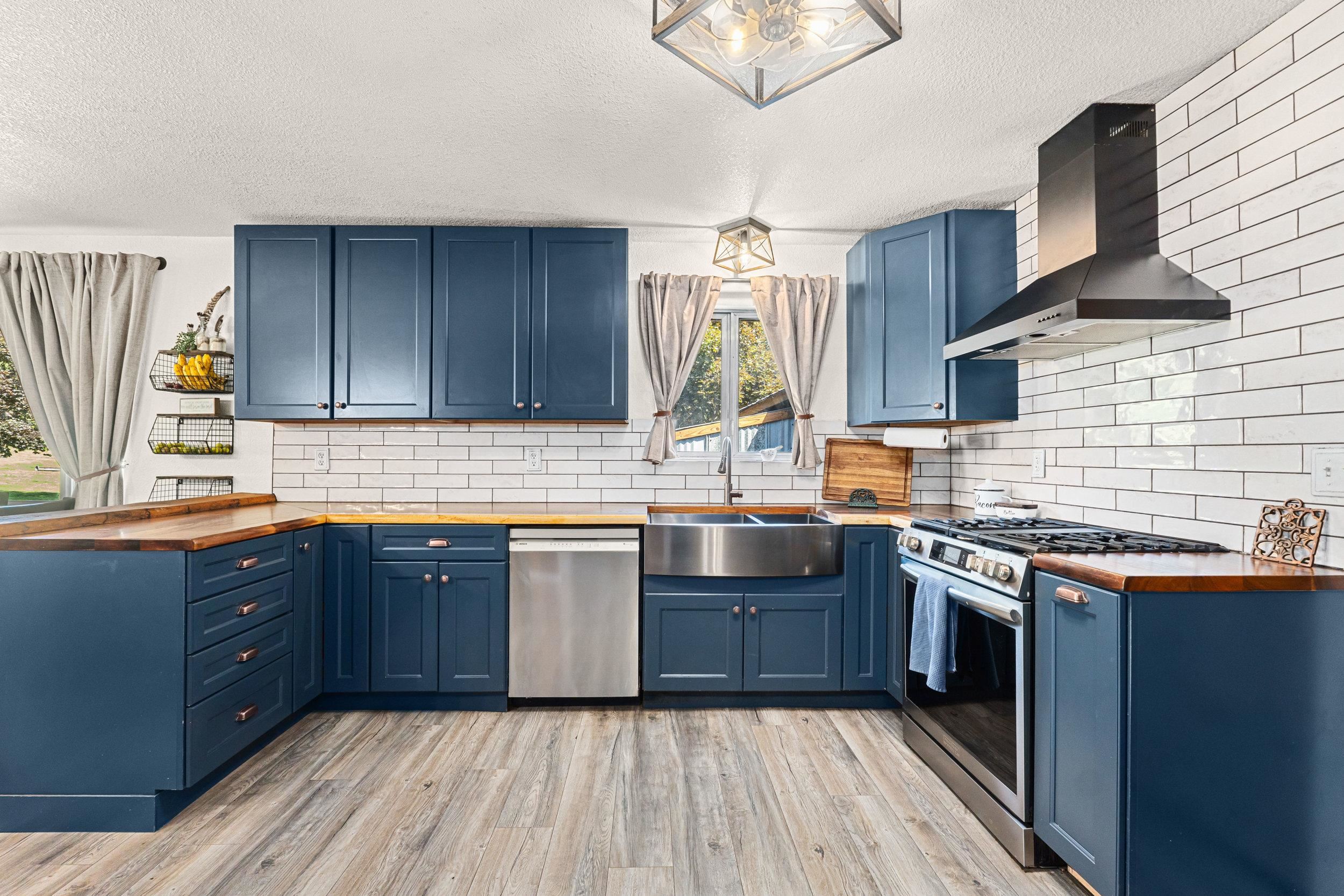 3296 Silver Creek Rd - Photo 18