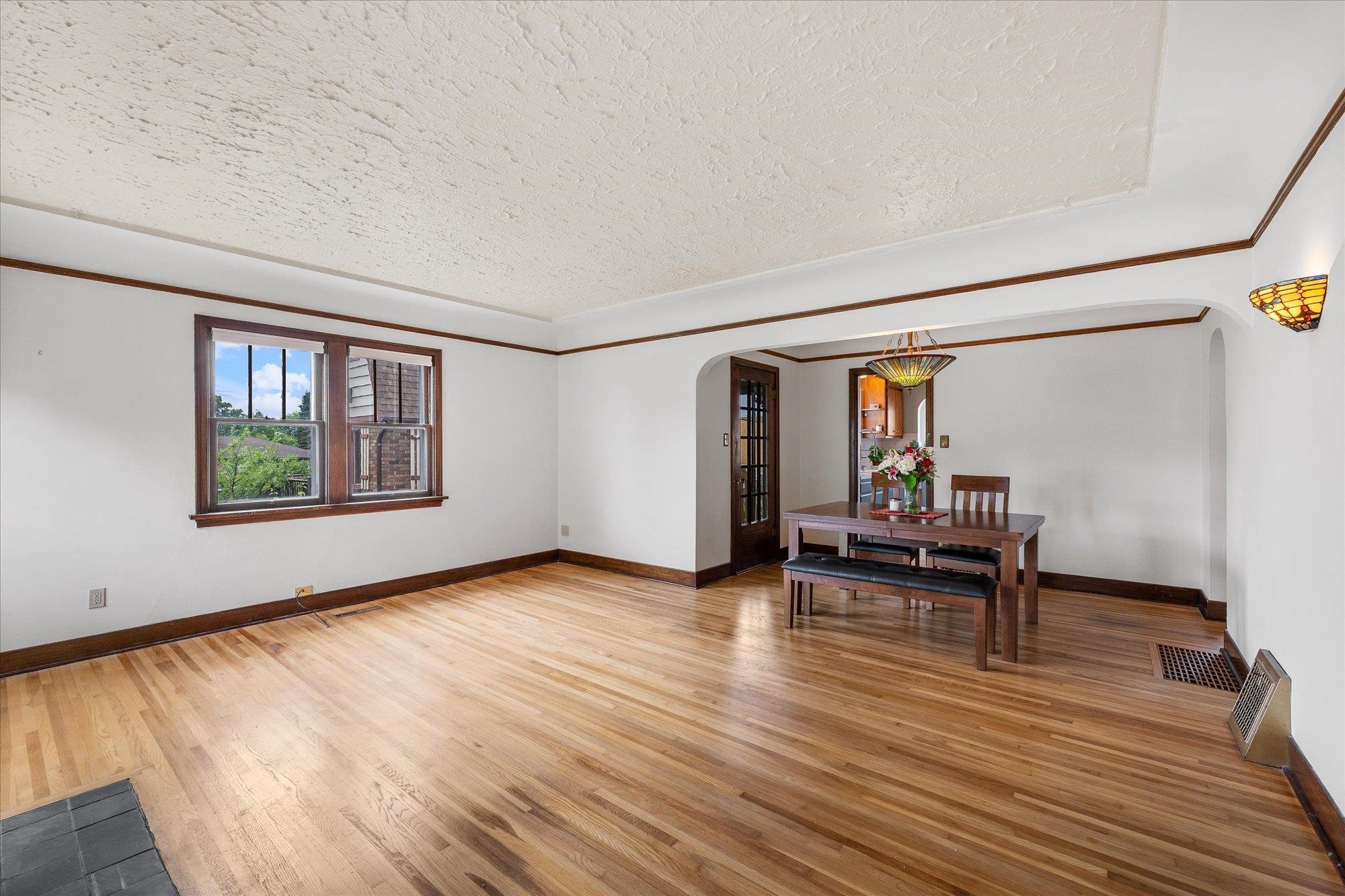 3507 N Normandie St - Photo 4