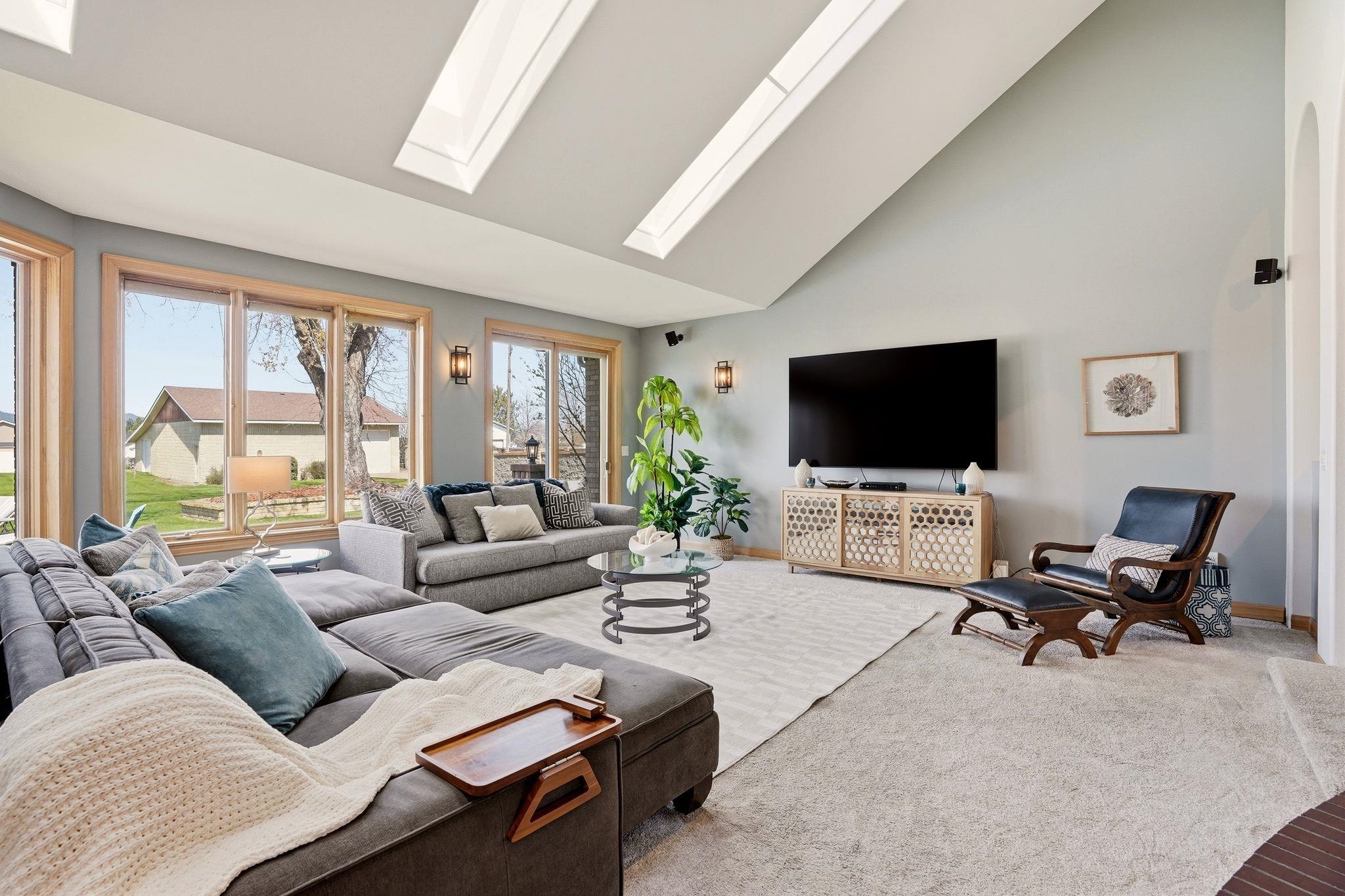 18505 E 4th Ave - Photo 6