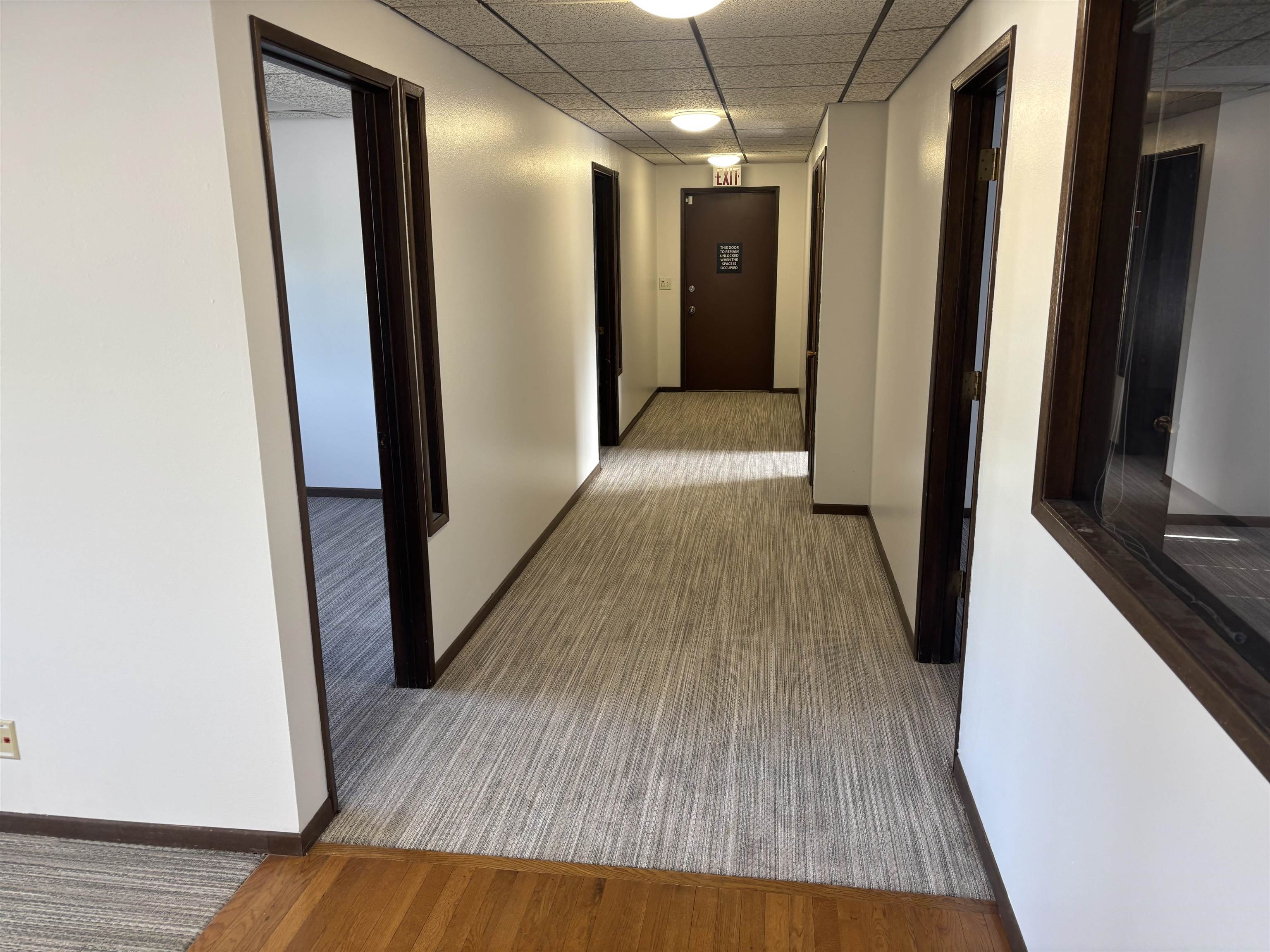 1201 N Ash St - Photo 3