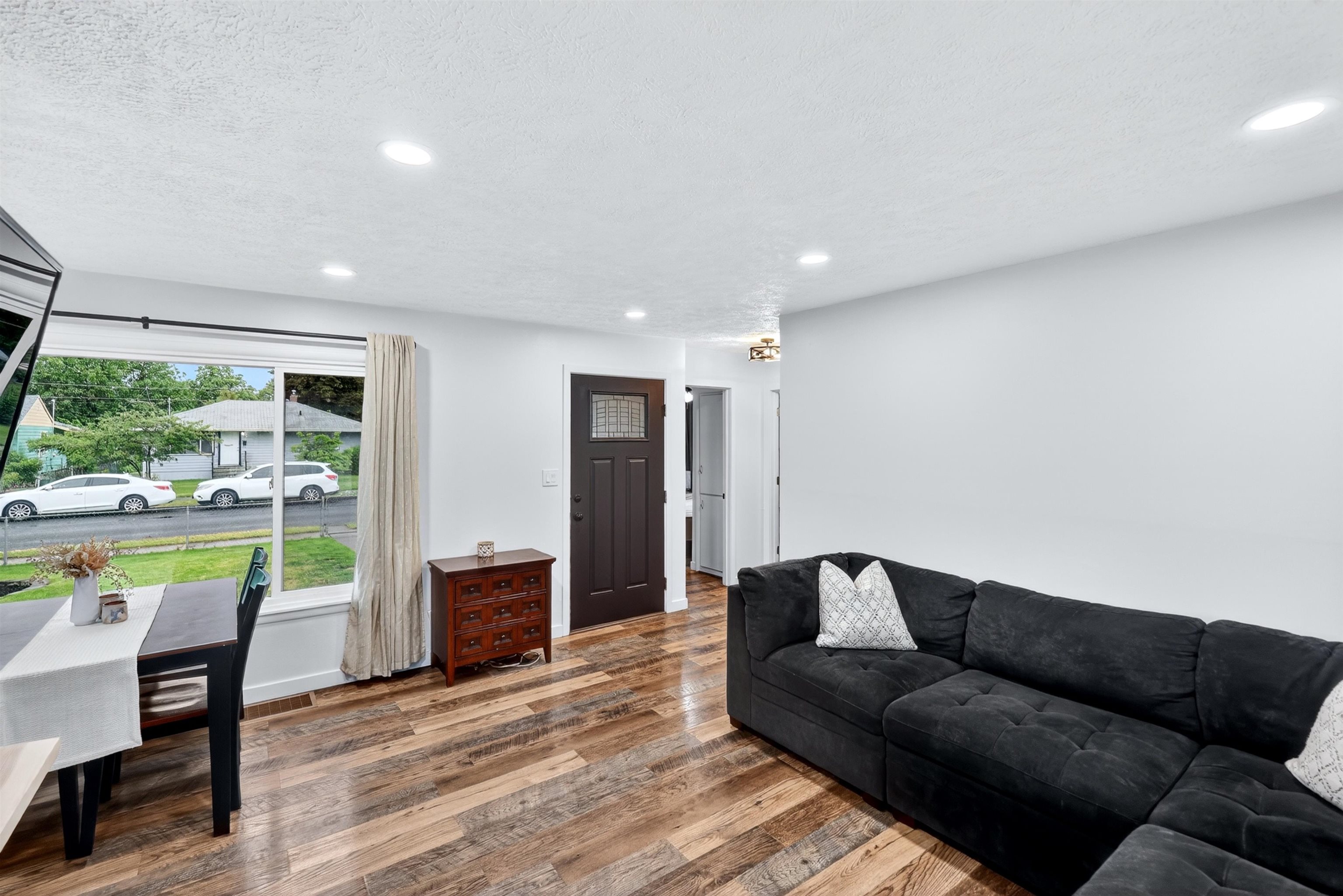 4007 E Grace Ave - Photo 9