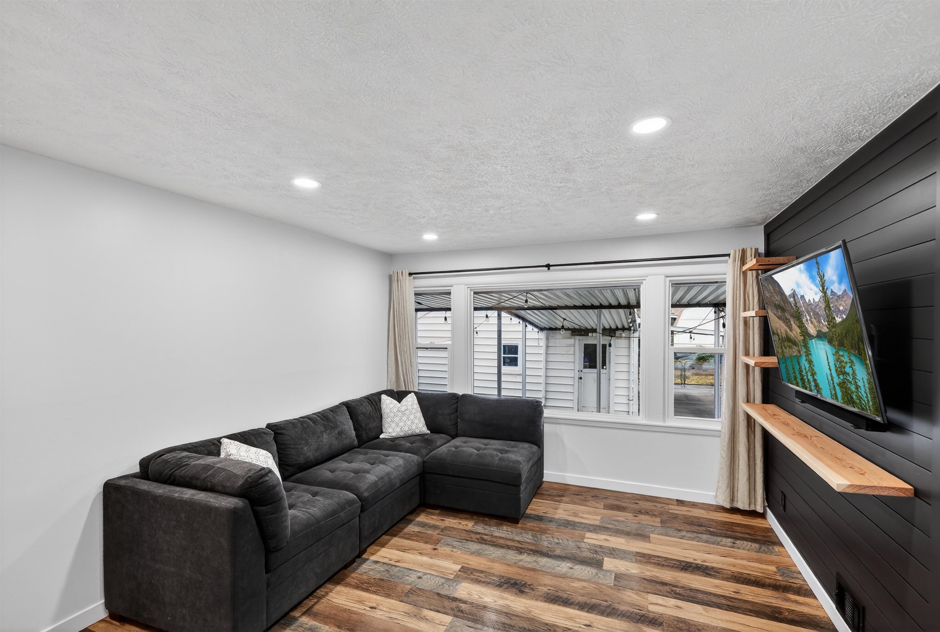 4007 E Grace Ave - Photo 10