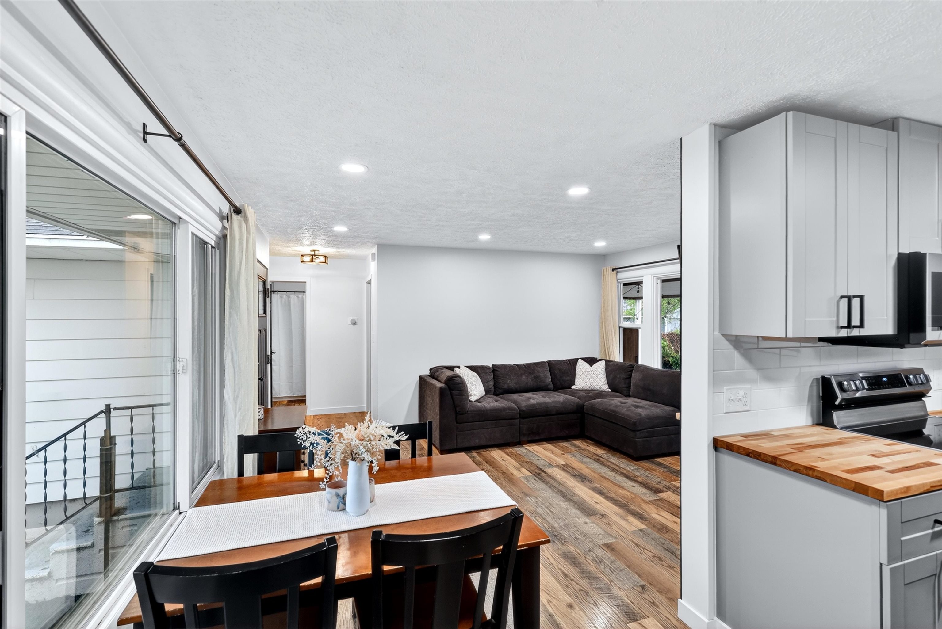 4007 E Grace Ave - Photo 12