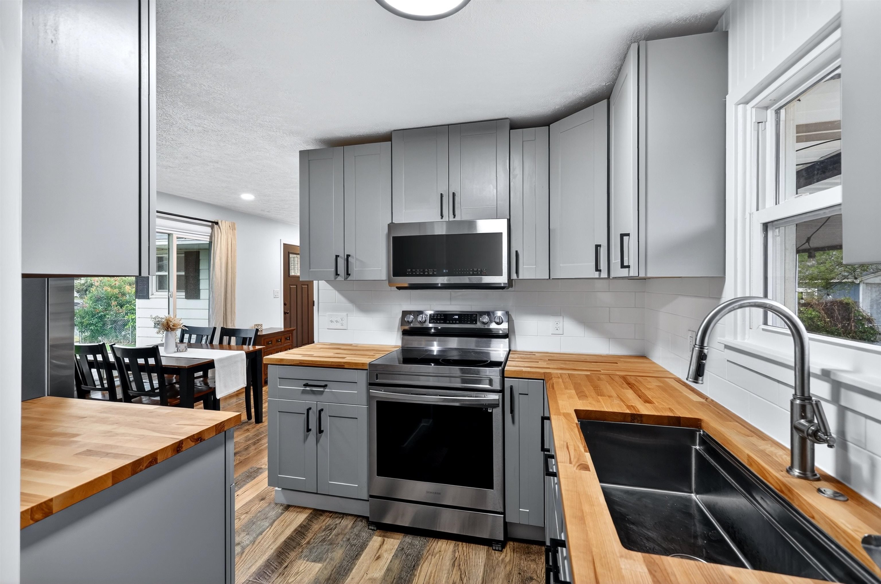 4007 E Grace Ave - Photo 16