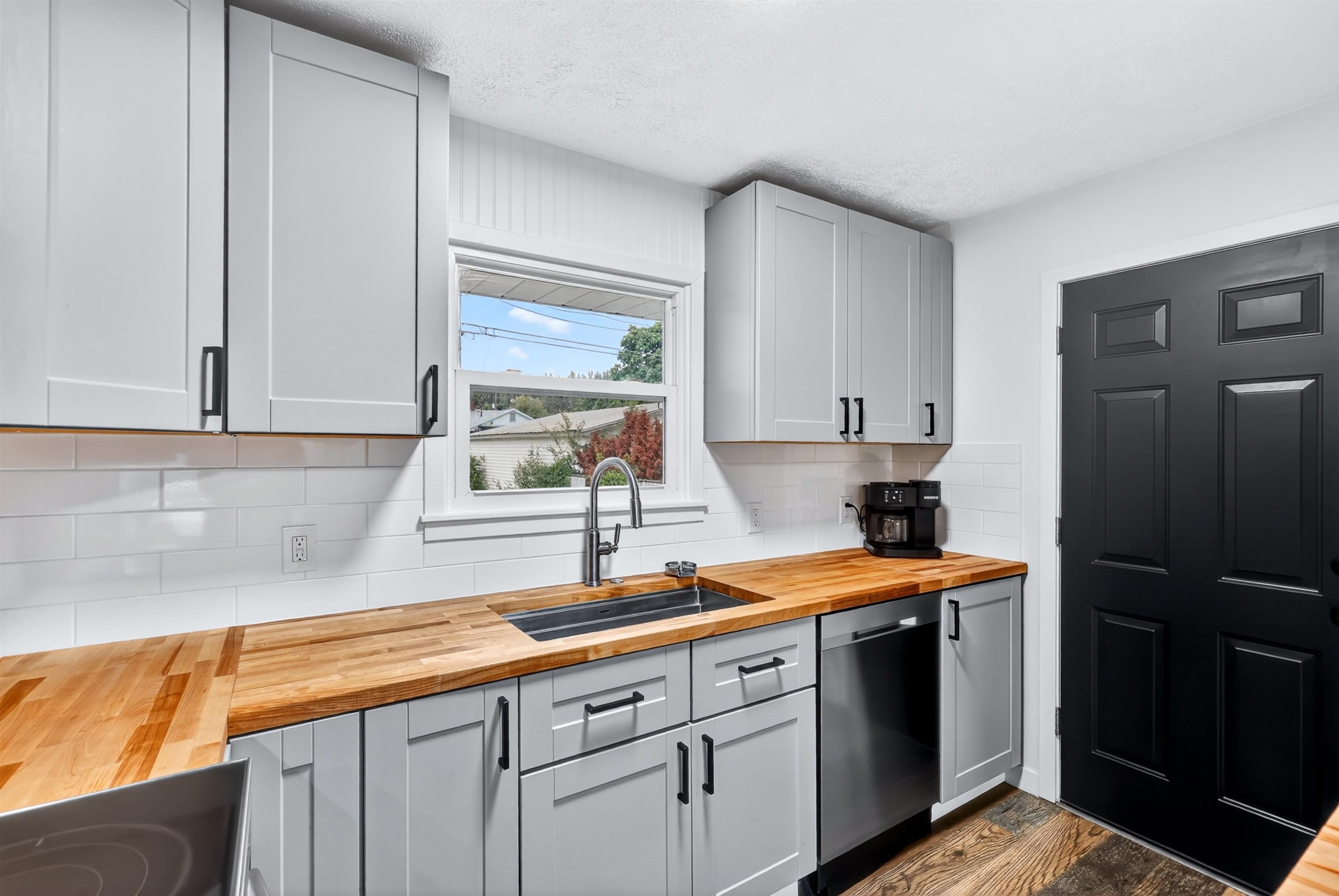 4007 E Grace Ave - Photo 17