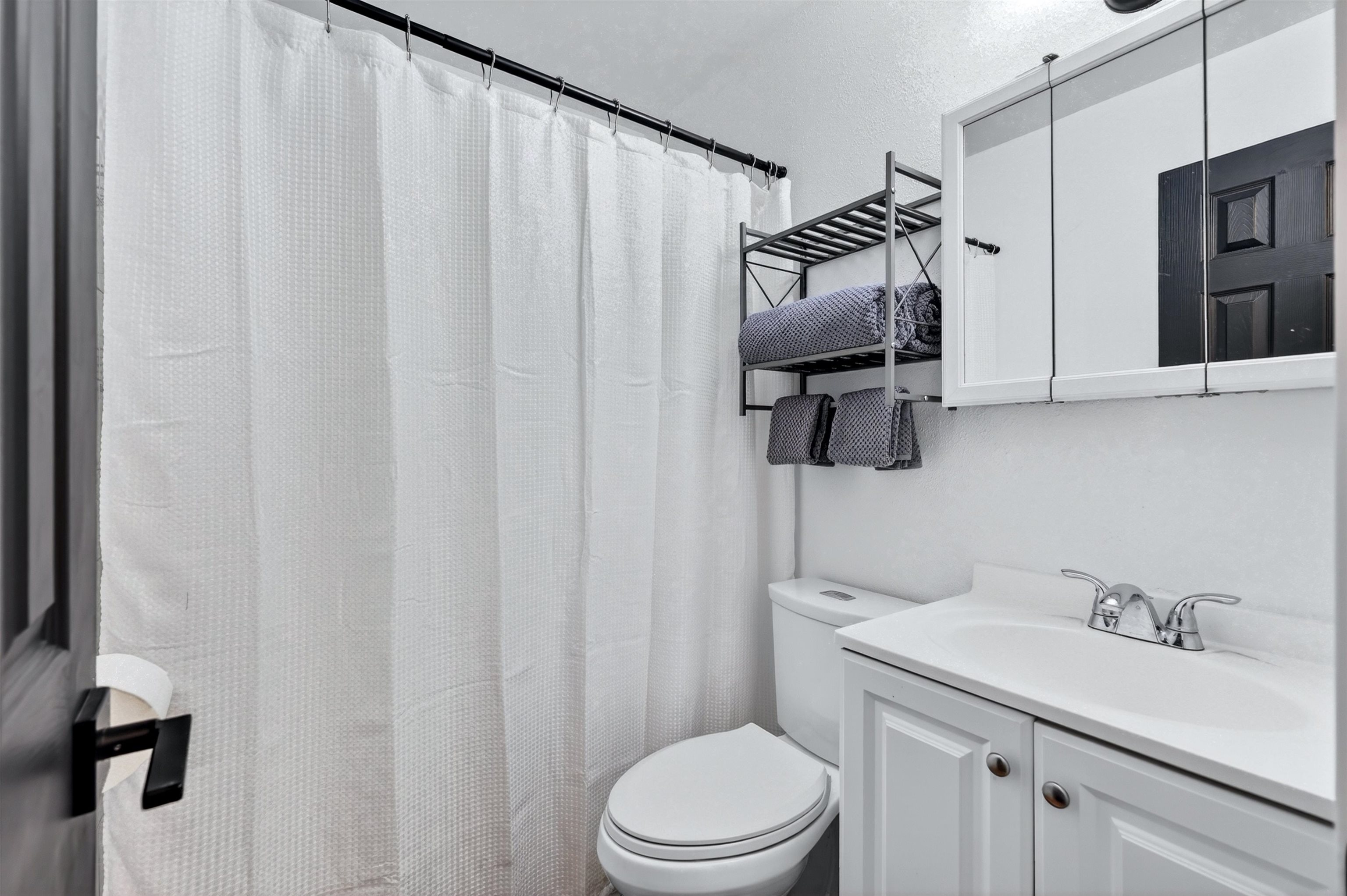 4007 E Grace Ave - Photo 5