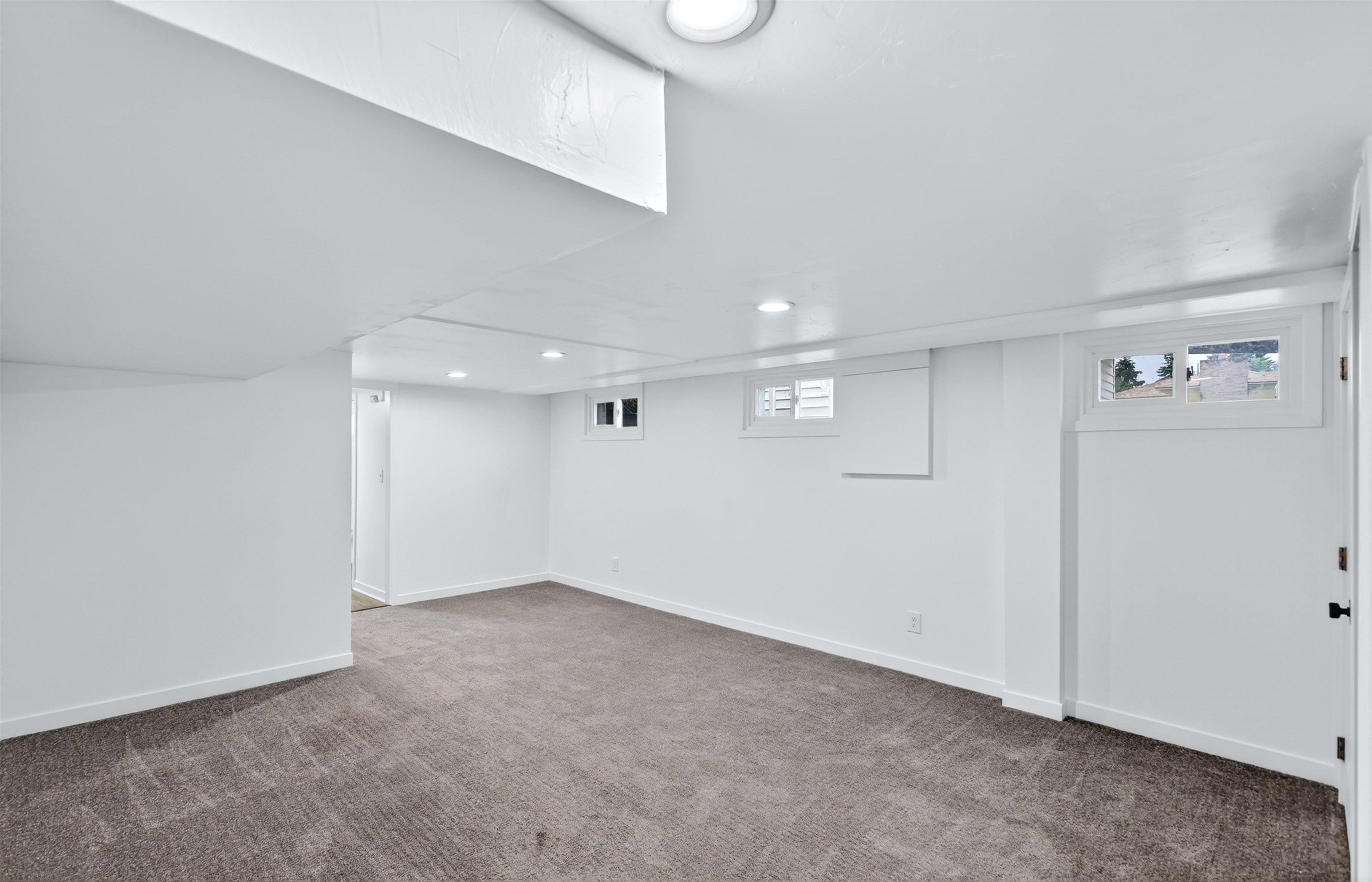 4007 E Grace Ave - Photo 24