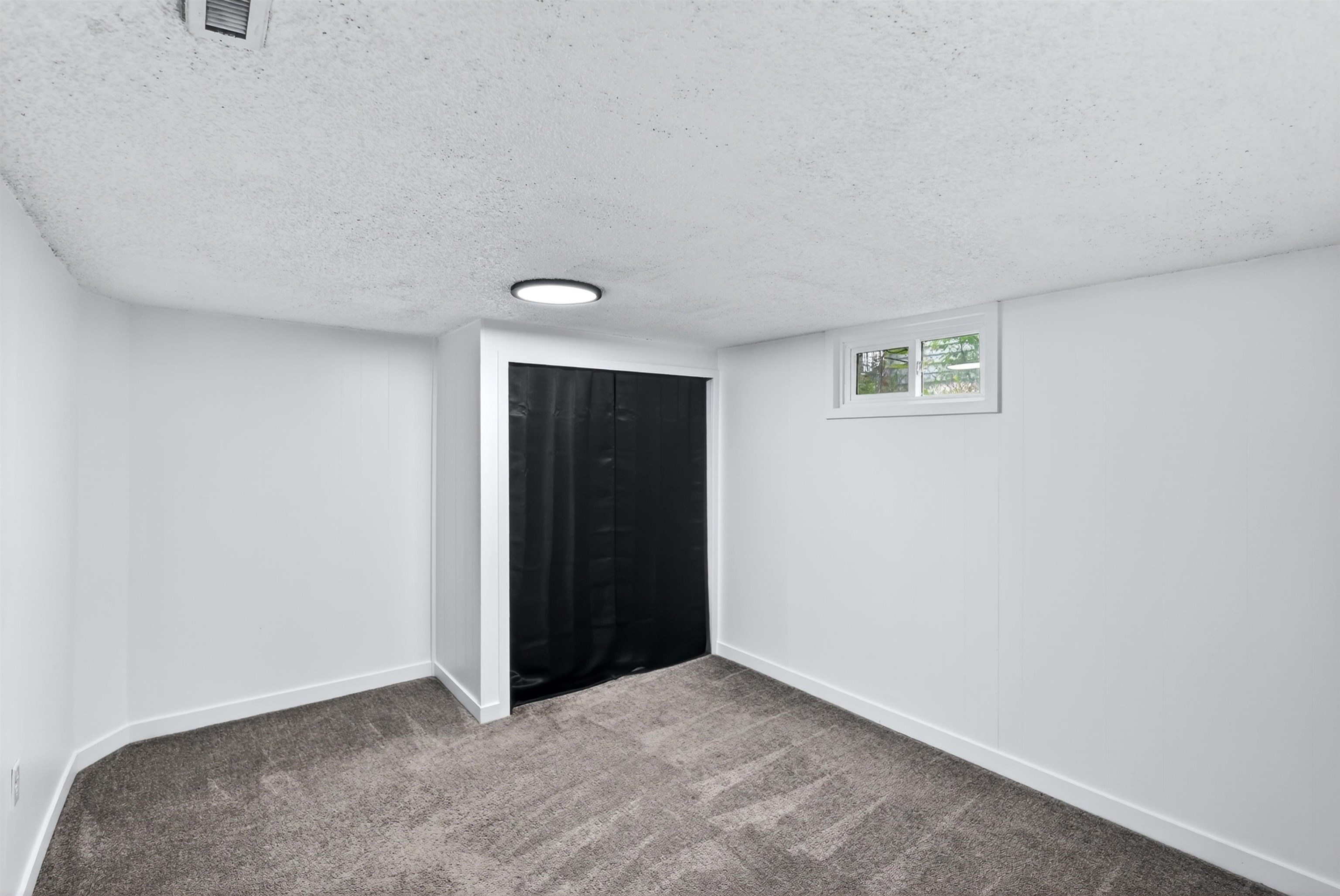 4007 E Grace Ave - Photo 32
