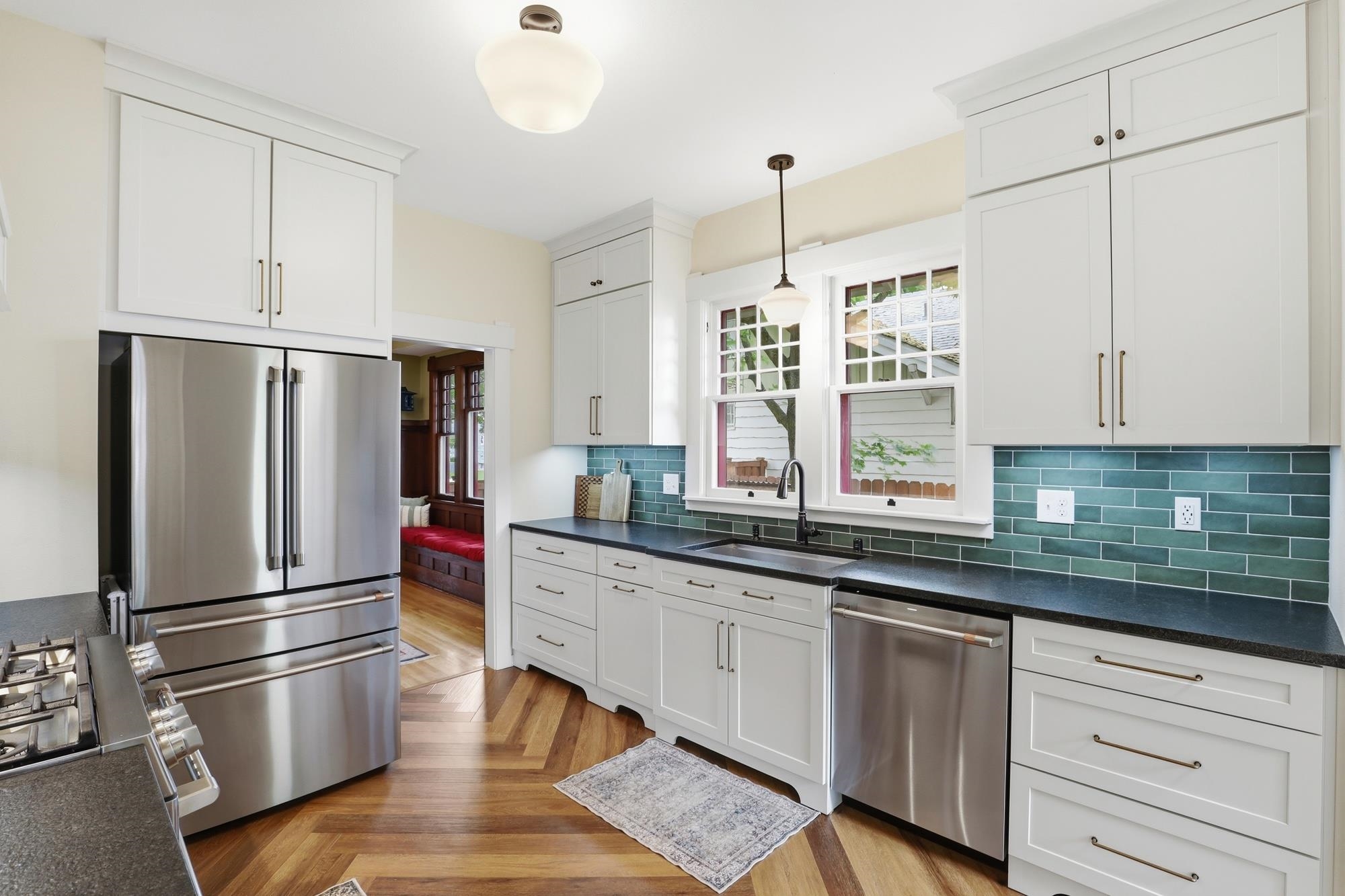 733 E 33rd Ave - Photo 15