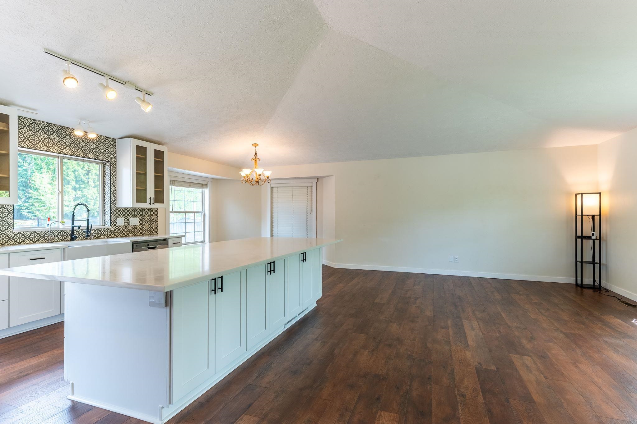 3901 S Sunderland Dr - Photo 10