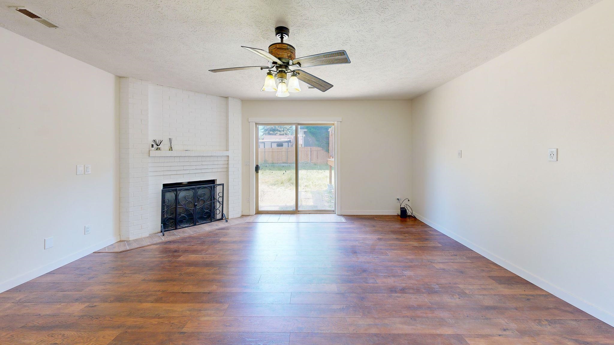 3901 S Sunderland Dr - Photo 17