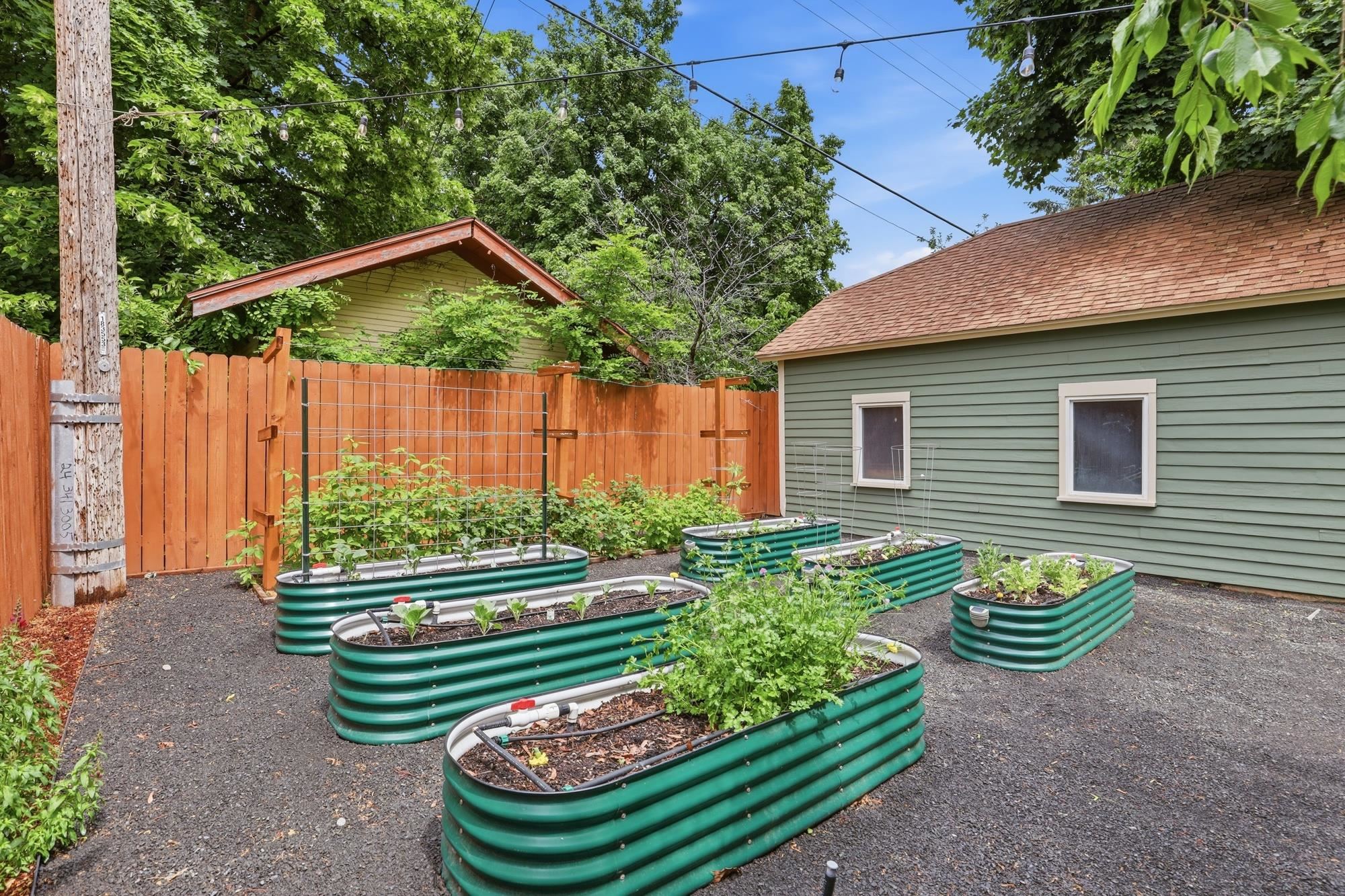 733 E 33rd Ave - Photo 42