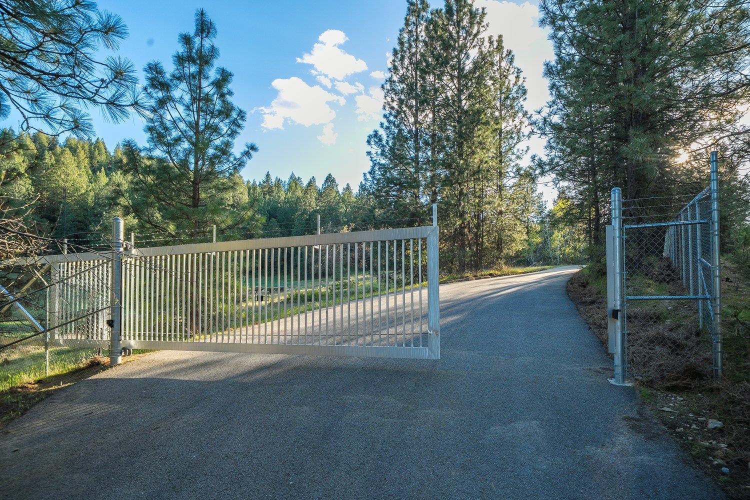 10610 E Grouse Mountain Ln - Photo 3