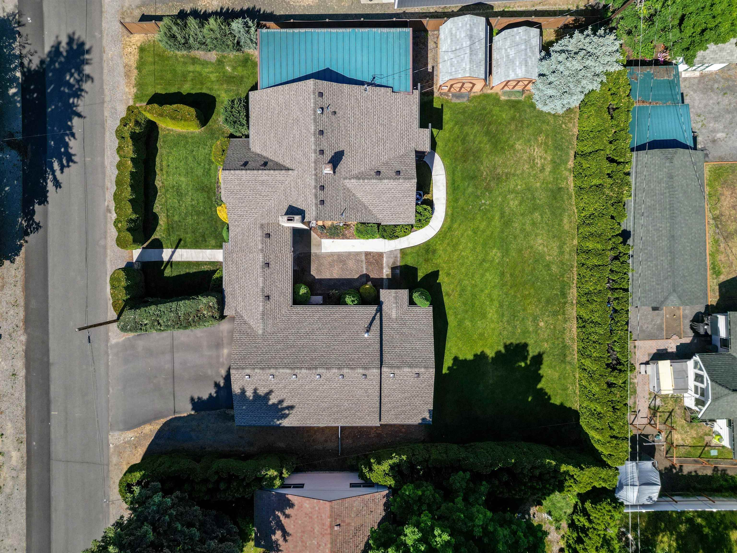 8203 E Frederick Ave - Photo 47