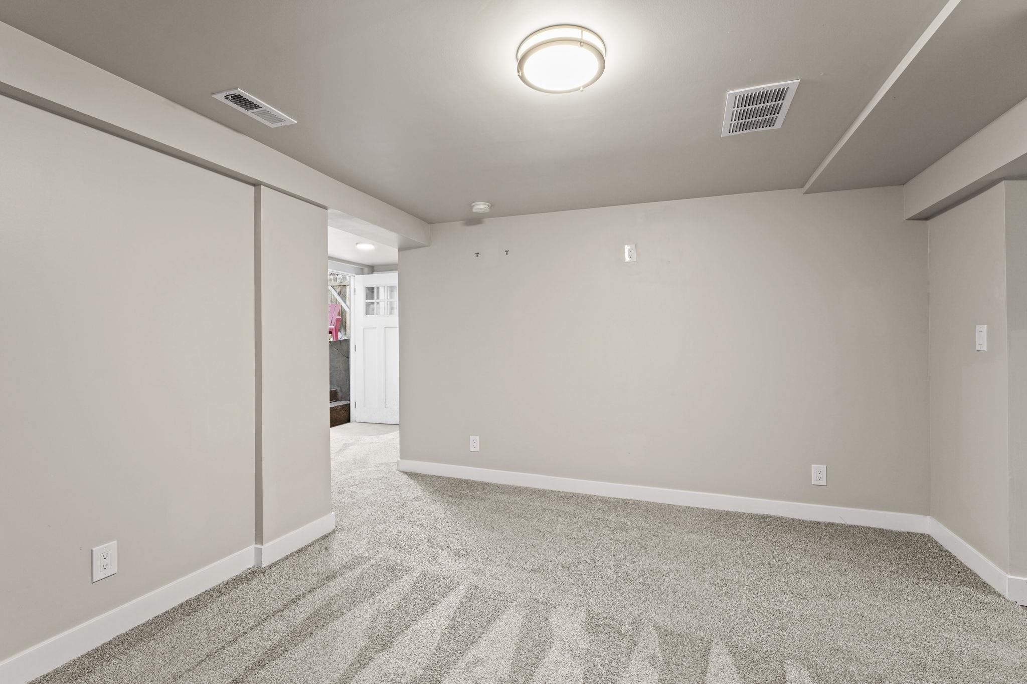 2115 S Grand Blvd Blvd - Photo 36