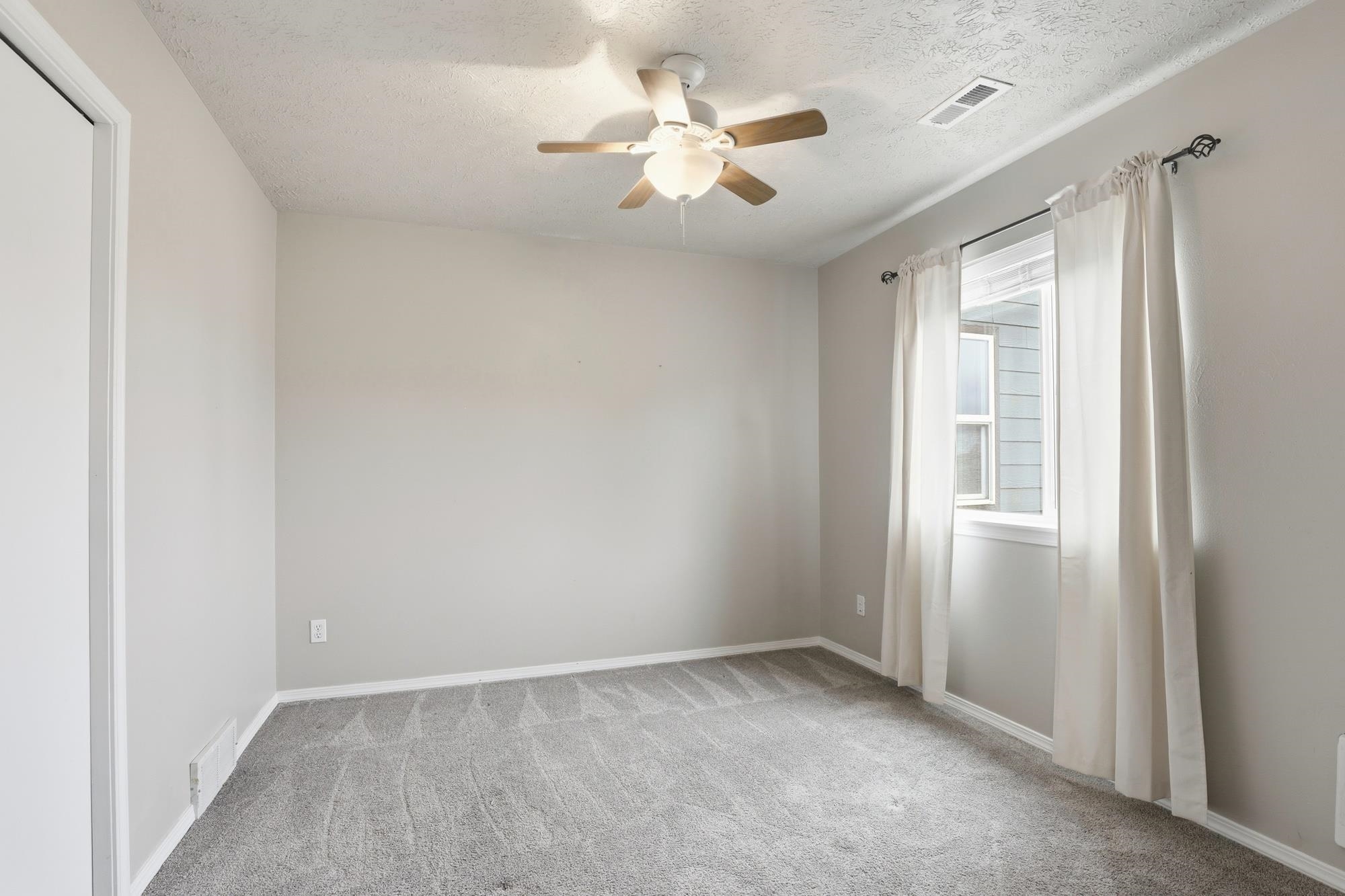 2315 Lilac Ct - Photo 22