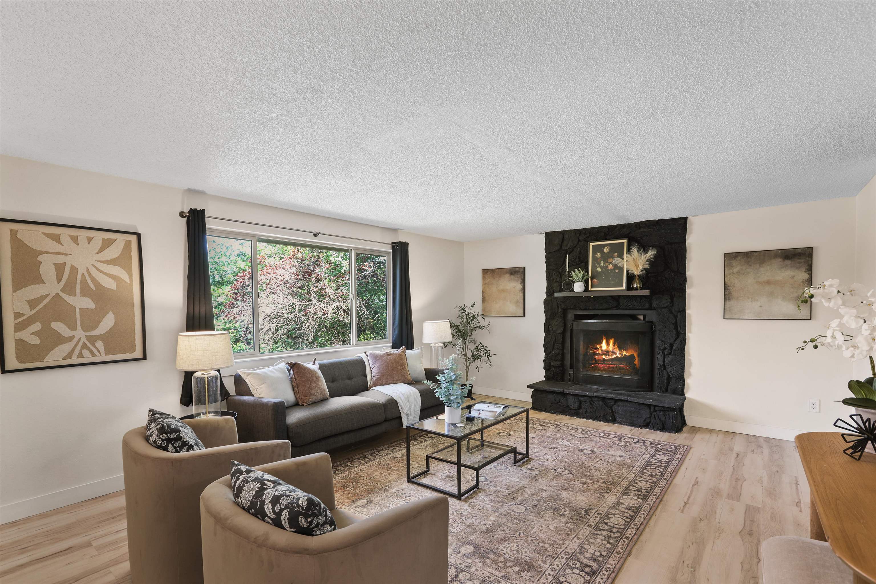 1306 E 18th Ave - Photo 4