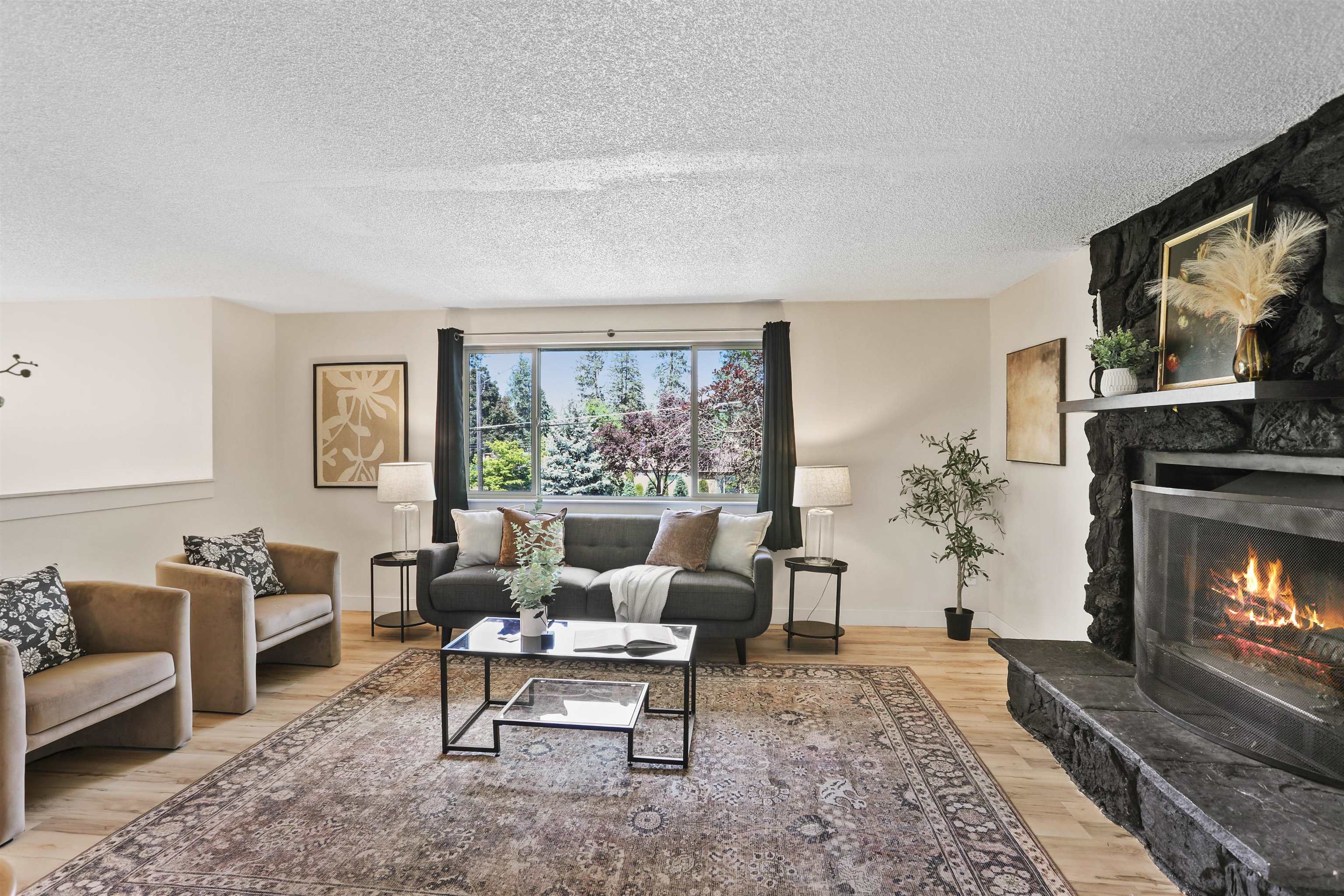 1306 E 18th Ave - Photo 5