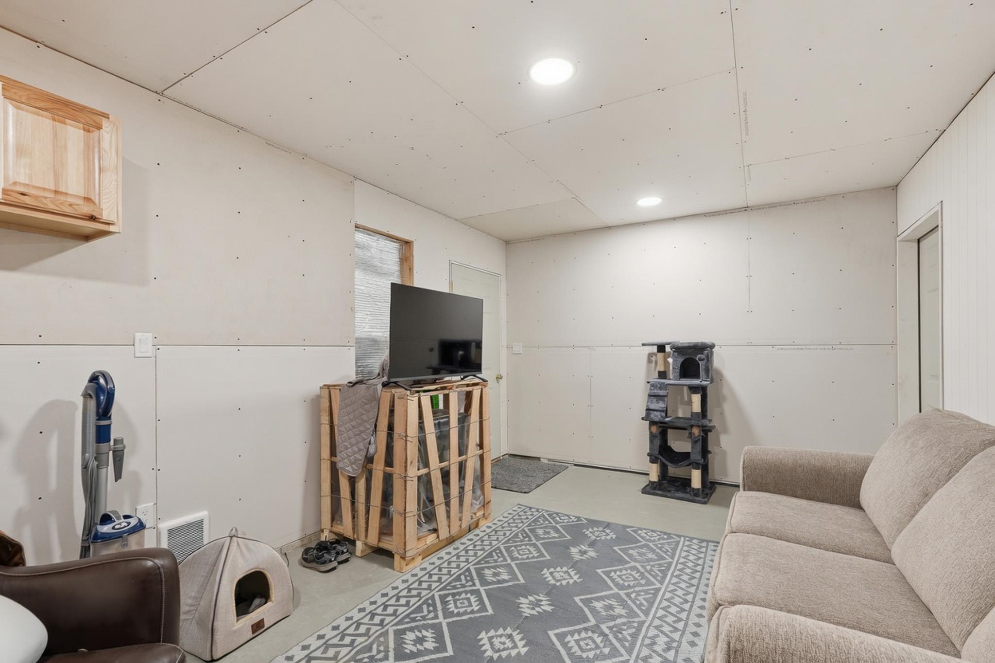 100 Guinevere Dr - Photo 26