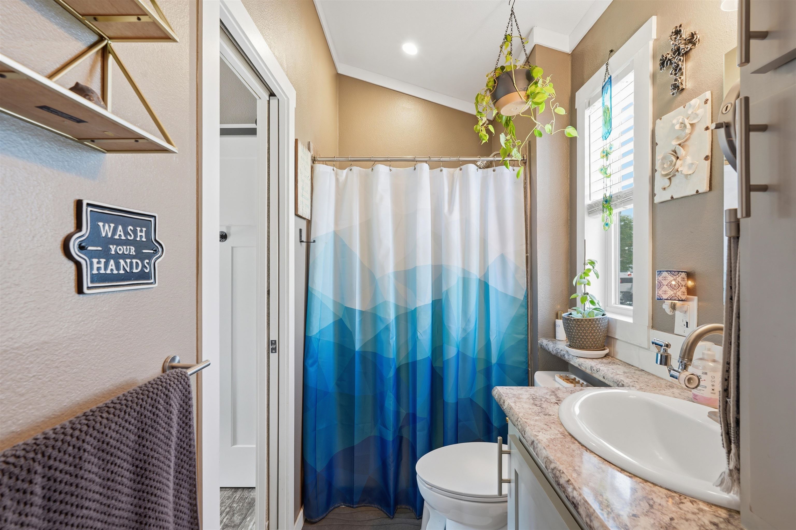 100 Guinevere Dr - Photo 17