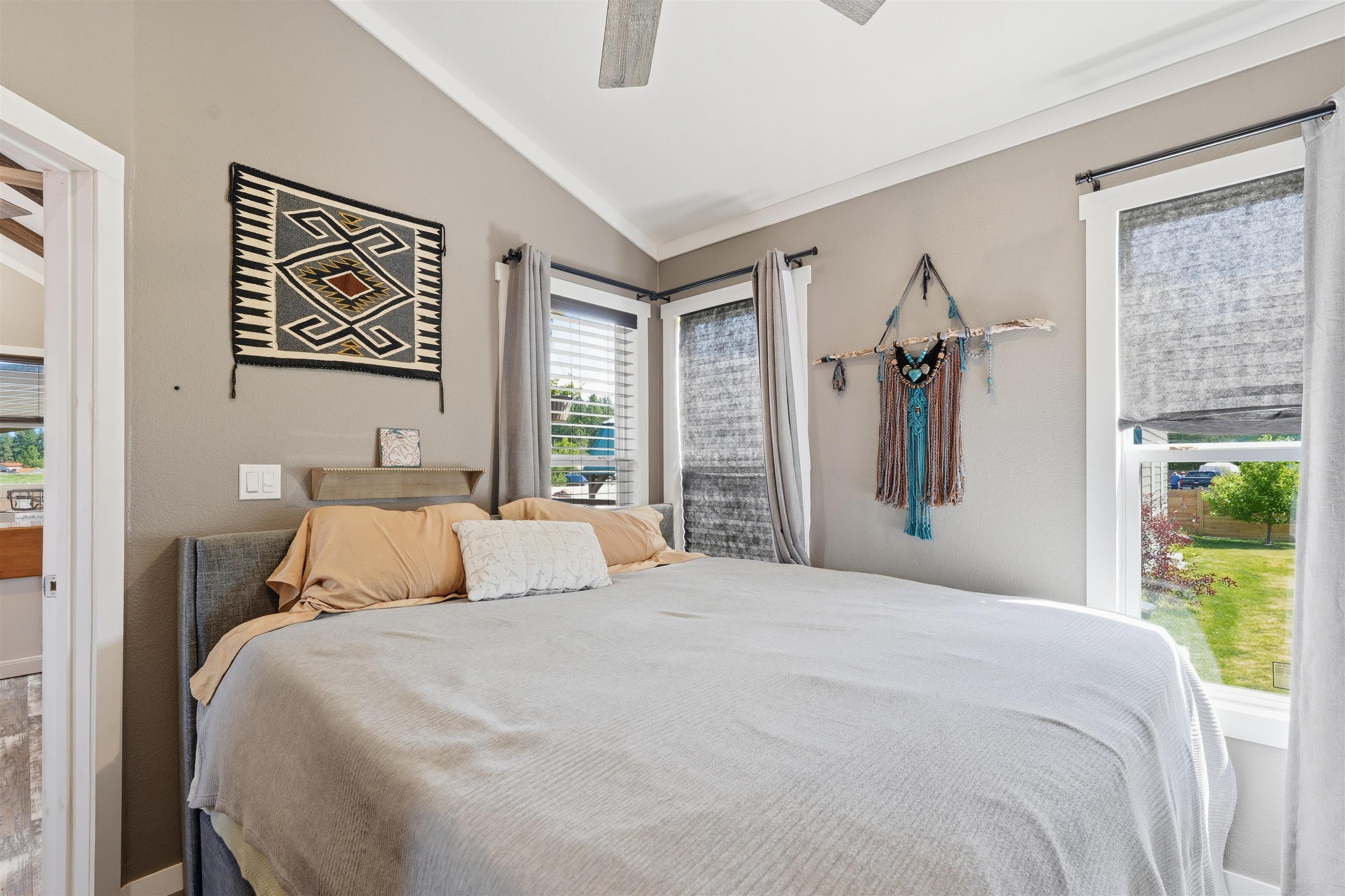 100 Guinevere Dr - Photo 16