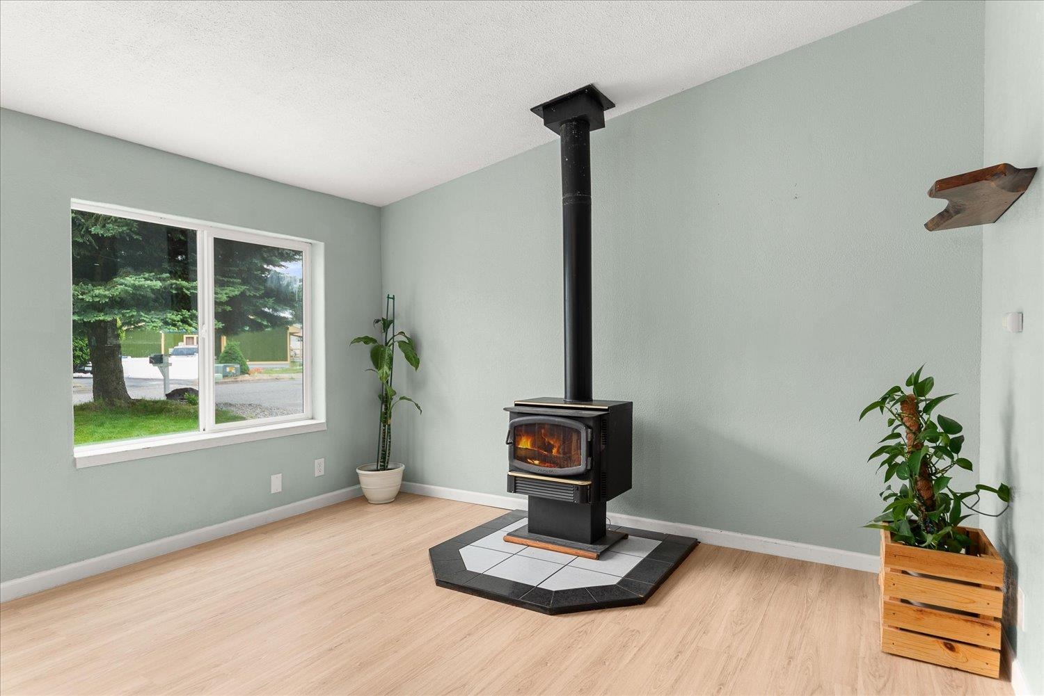3315 E 3rd Ct - Photo 7