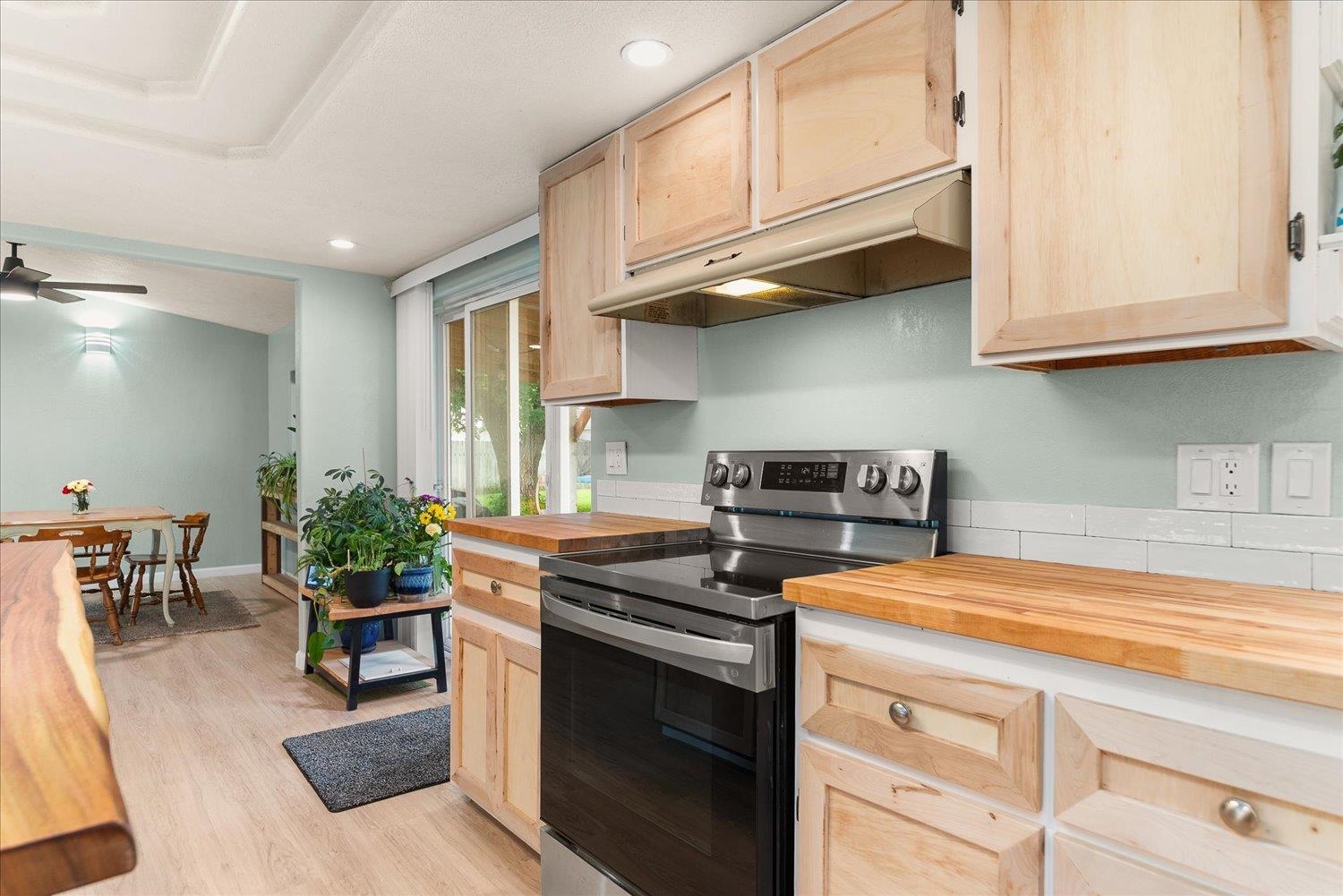 3315 E 3rd Ct - Photo 24