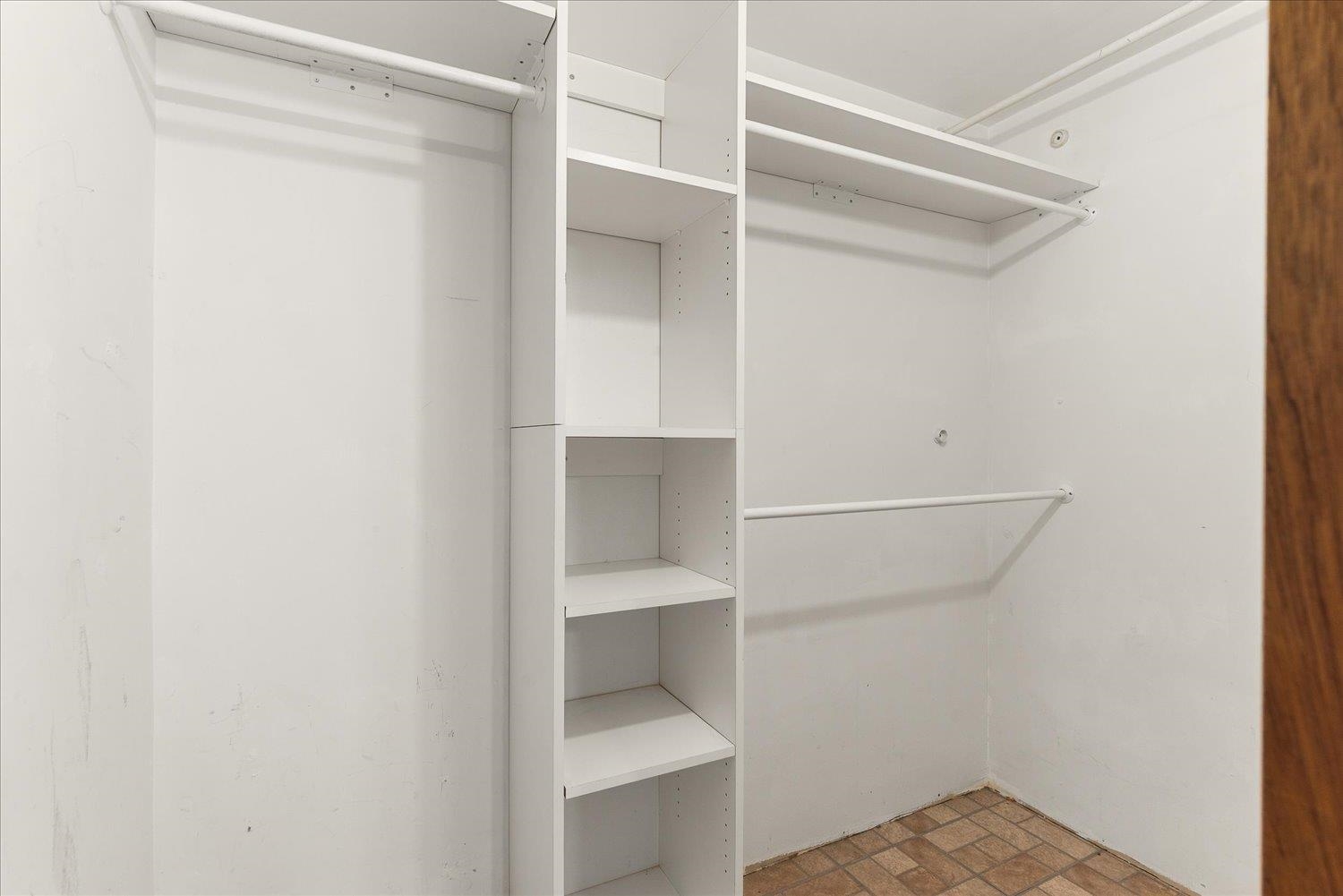 3315 E 3rd Ct - Photo 32