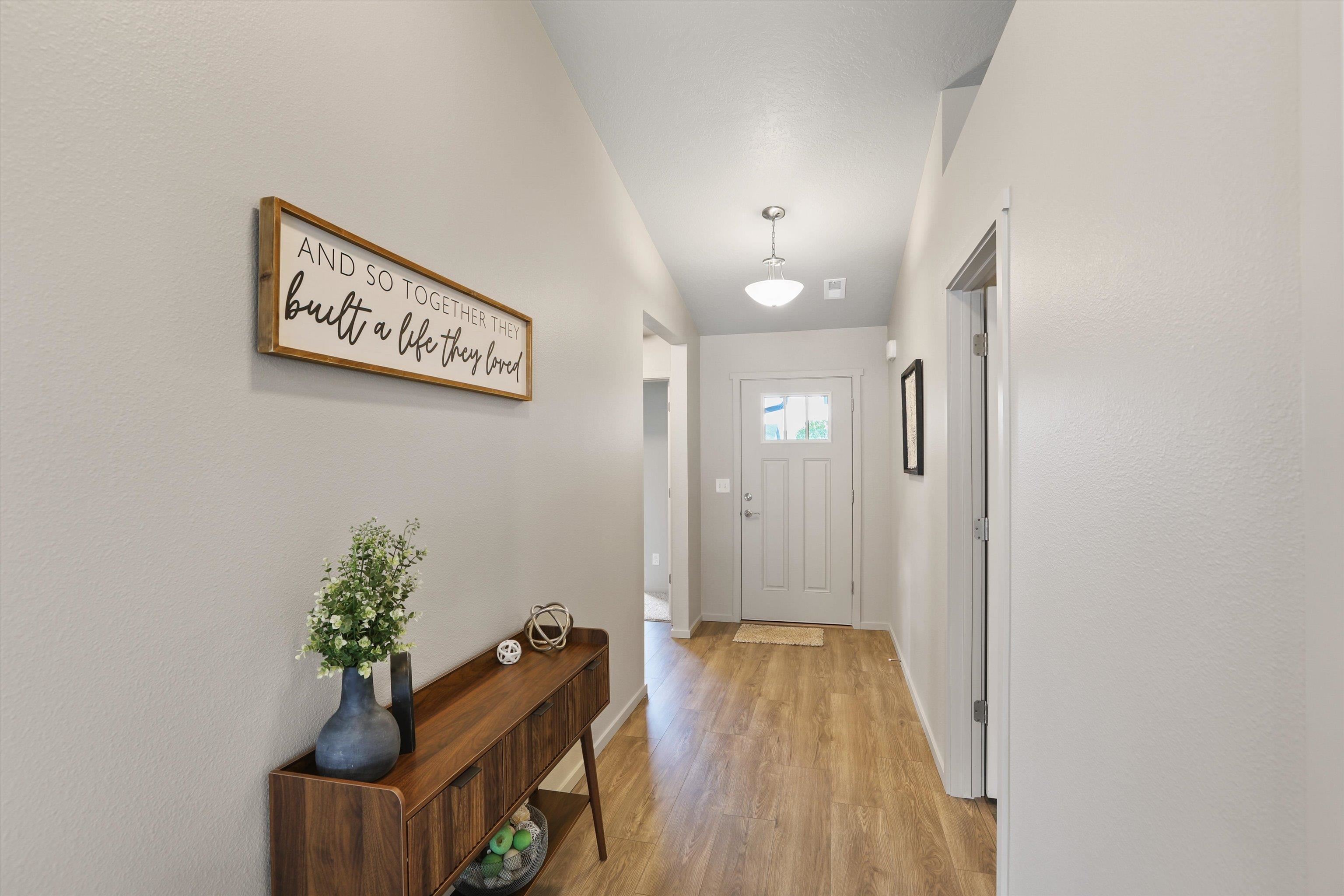 17702 E 6th Ave - Photo 2