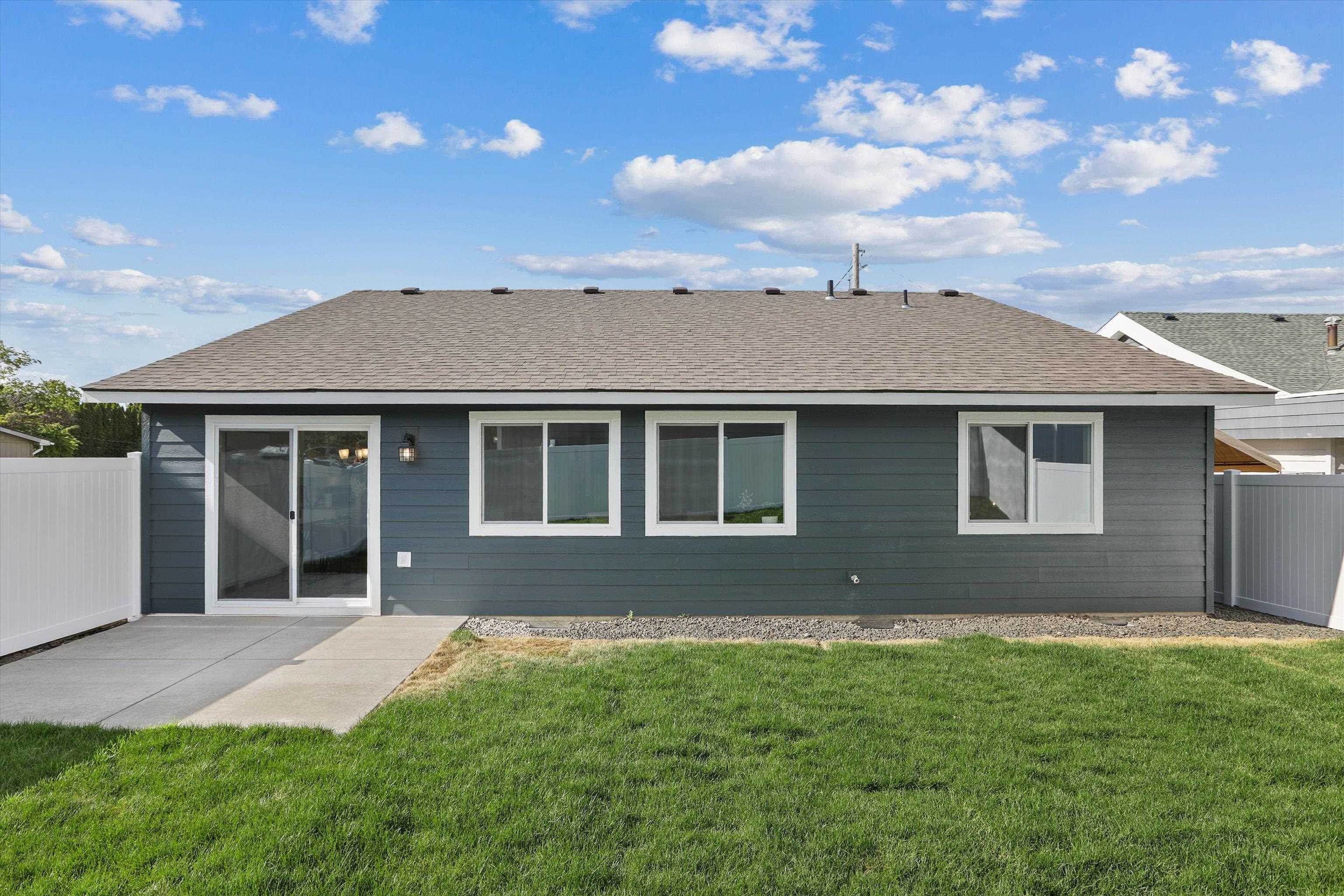 17702 E 6th Ave - Photo 20