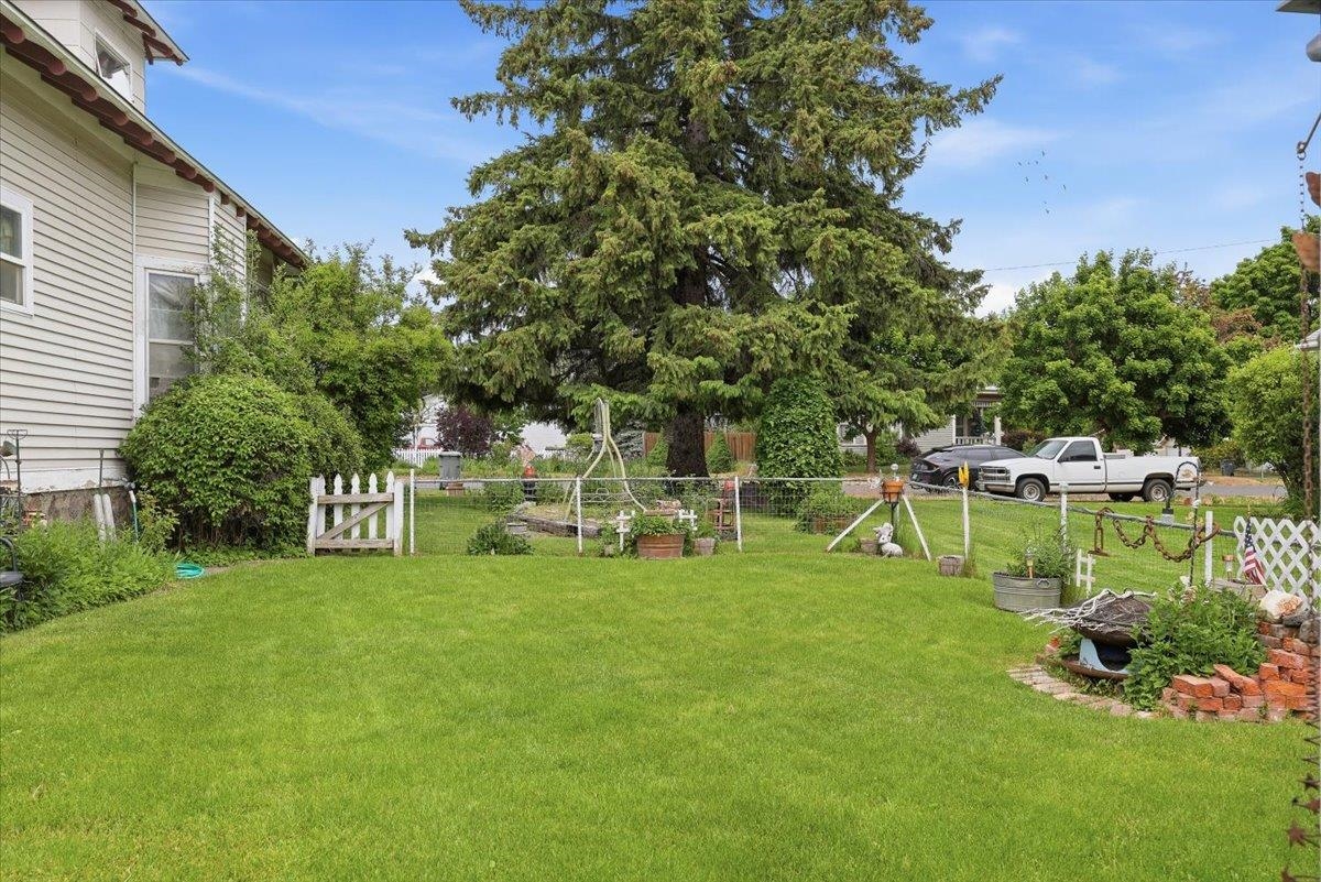 809 Main St - Photo 28